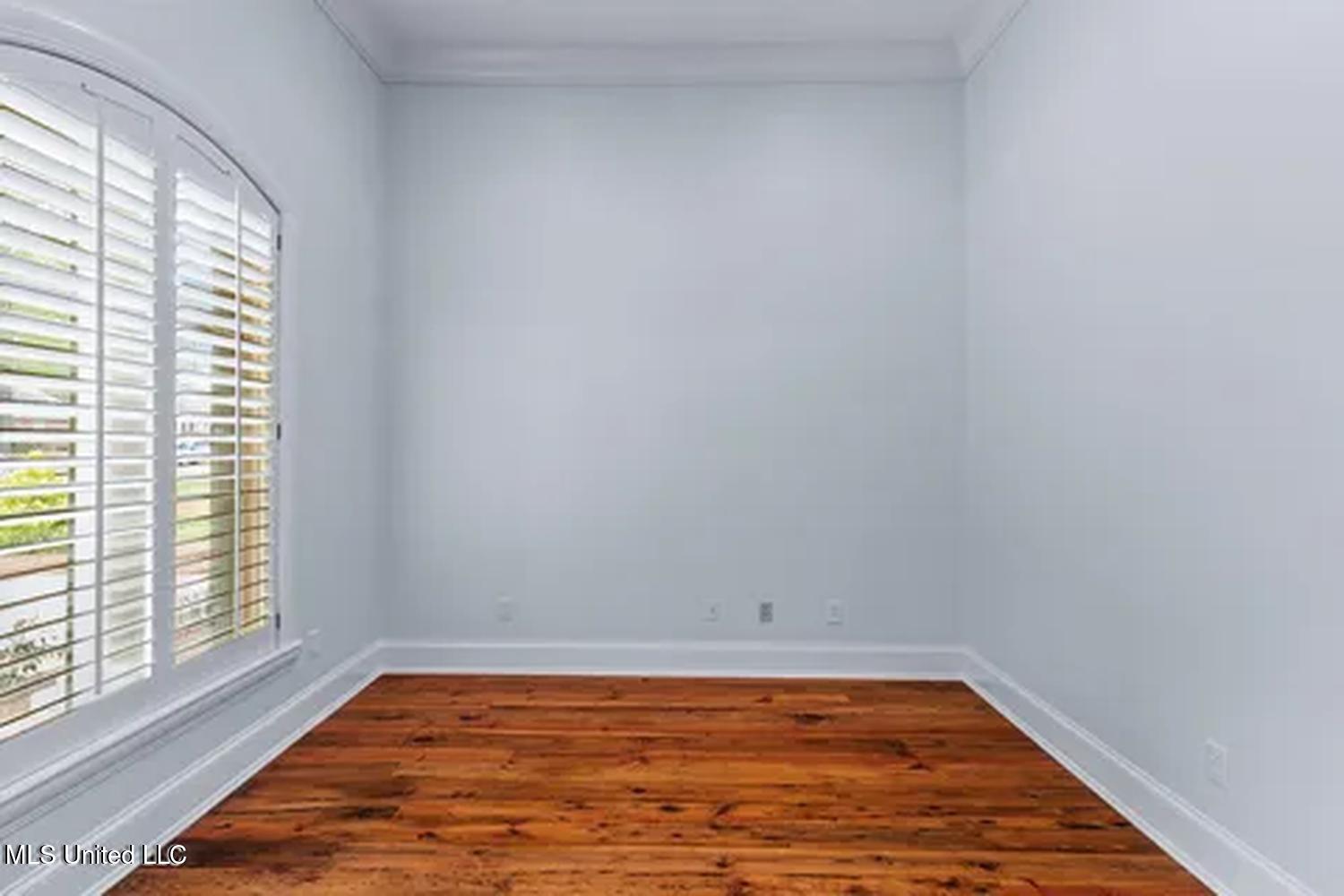 434 Laural Court Property Photo 17