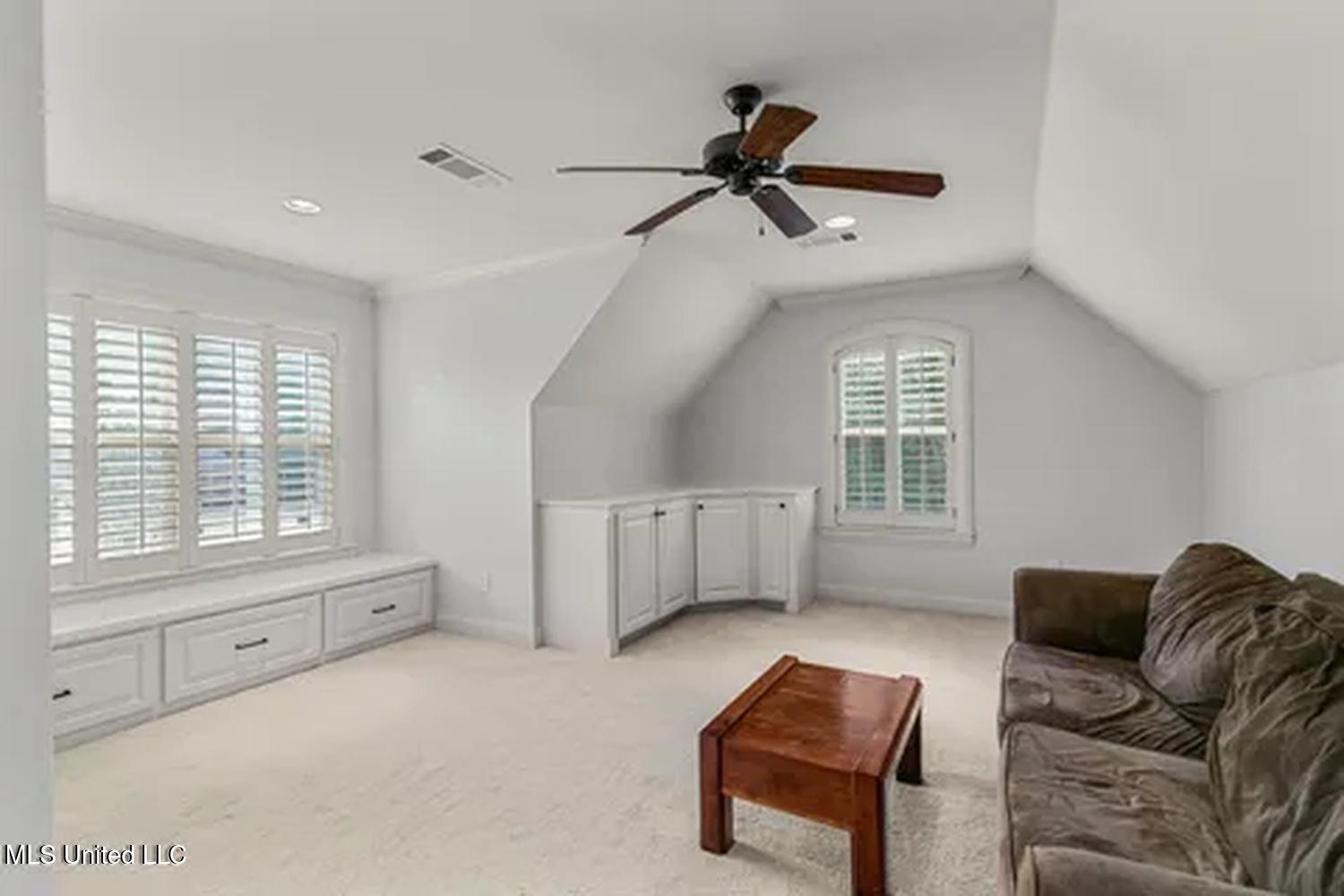 434 Laural Court Property Photo 28