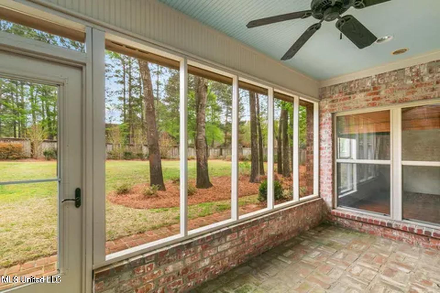 434 Laural Court Property Photo 34