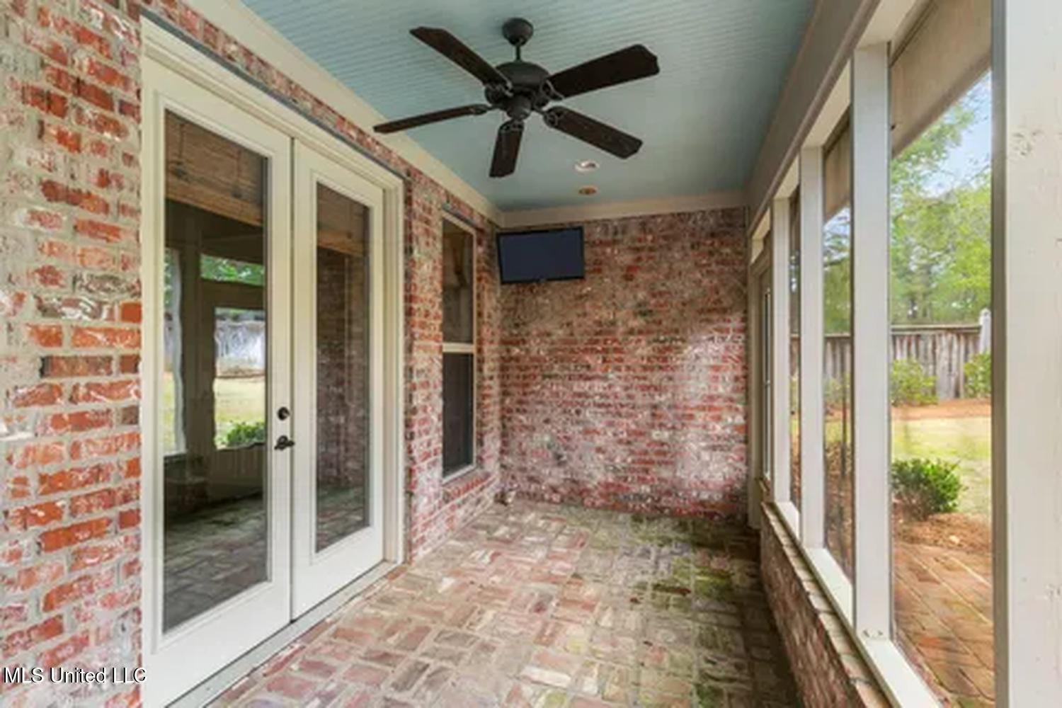 434 Laural Court Property Photo 38