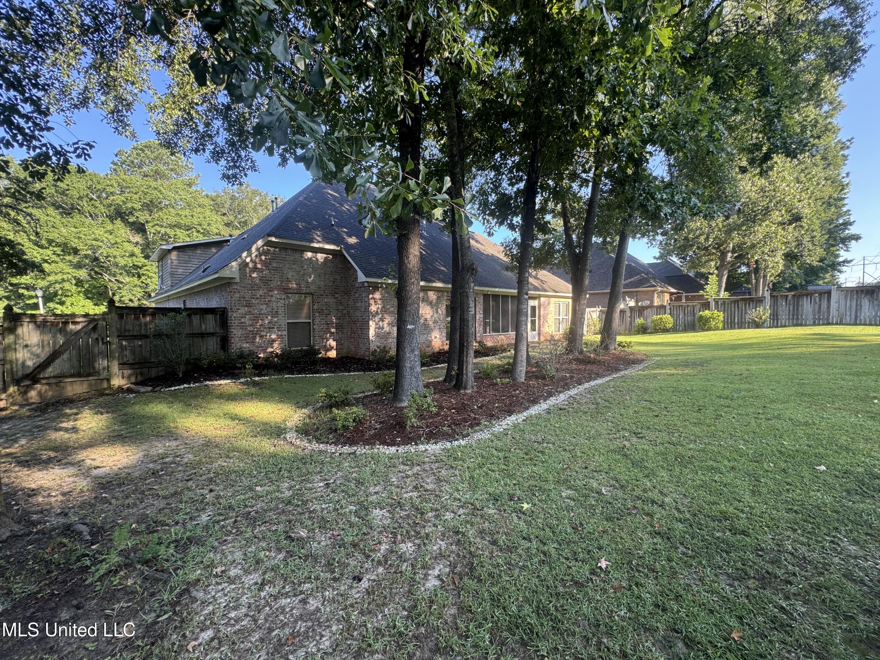 434 Laural Court Property Photo 40