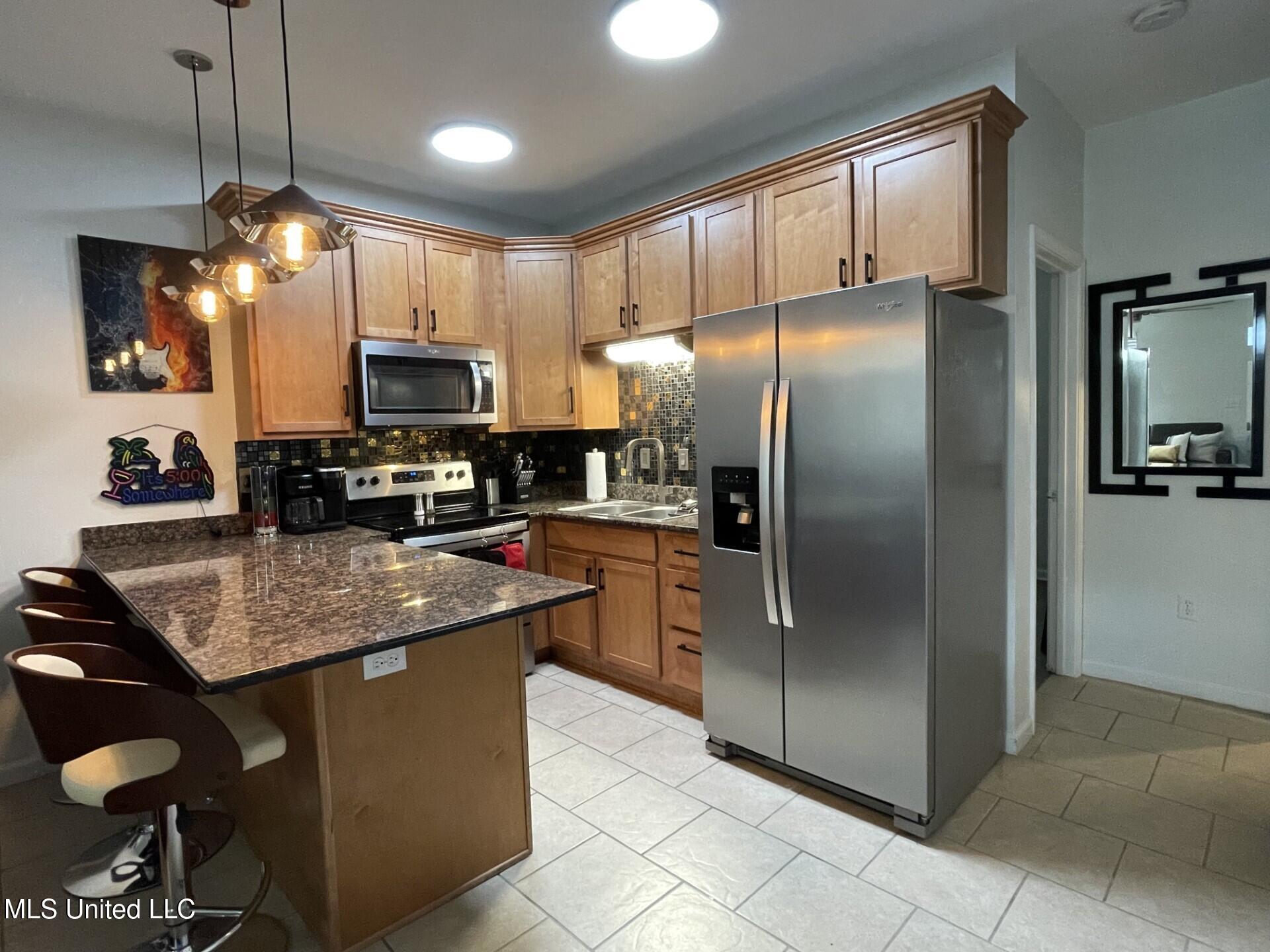 1276 Century Oaks Drive Property Photo 7