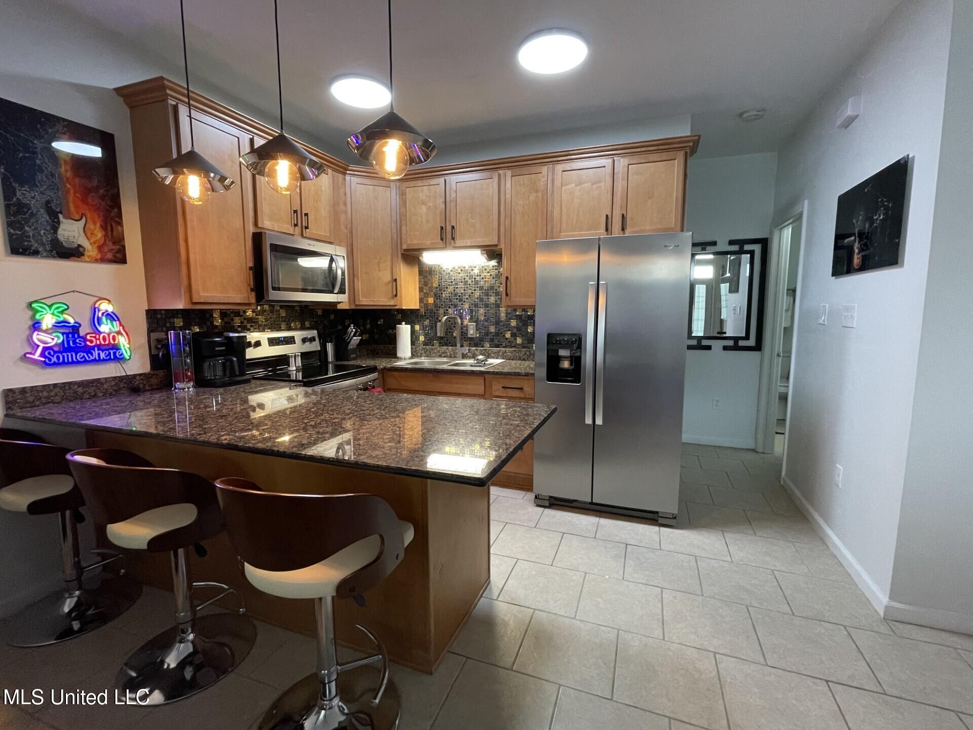 1276 Century Oaks Drive Property Photo 9