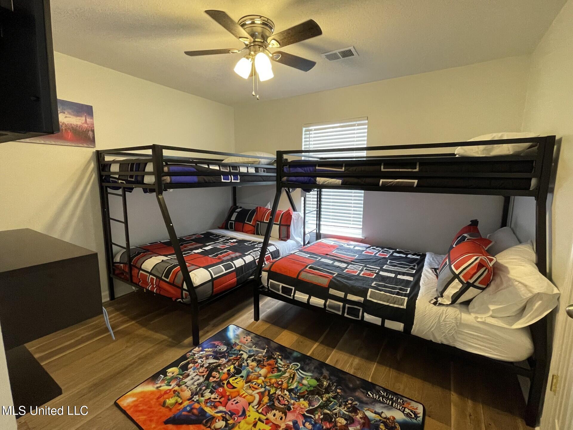1276 Century Oaks Drive Property Photo 15