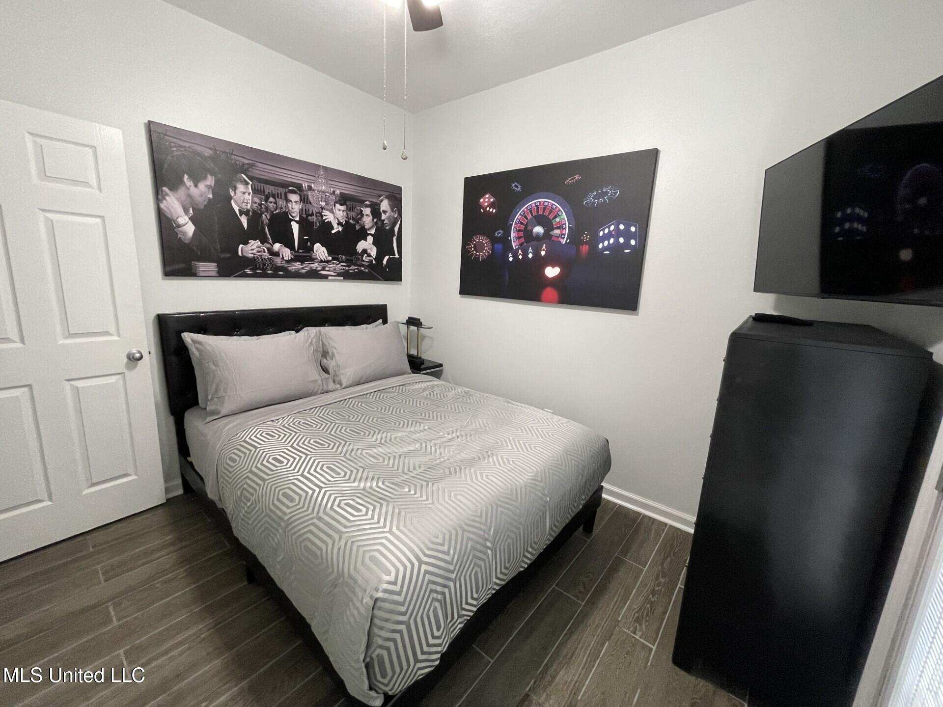 1276 Century Oaks Drive Property Photo 17