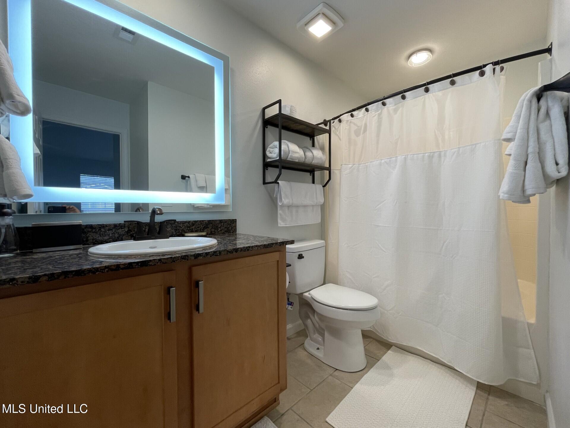 1276 Century Oaks Drive Property Photo 22