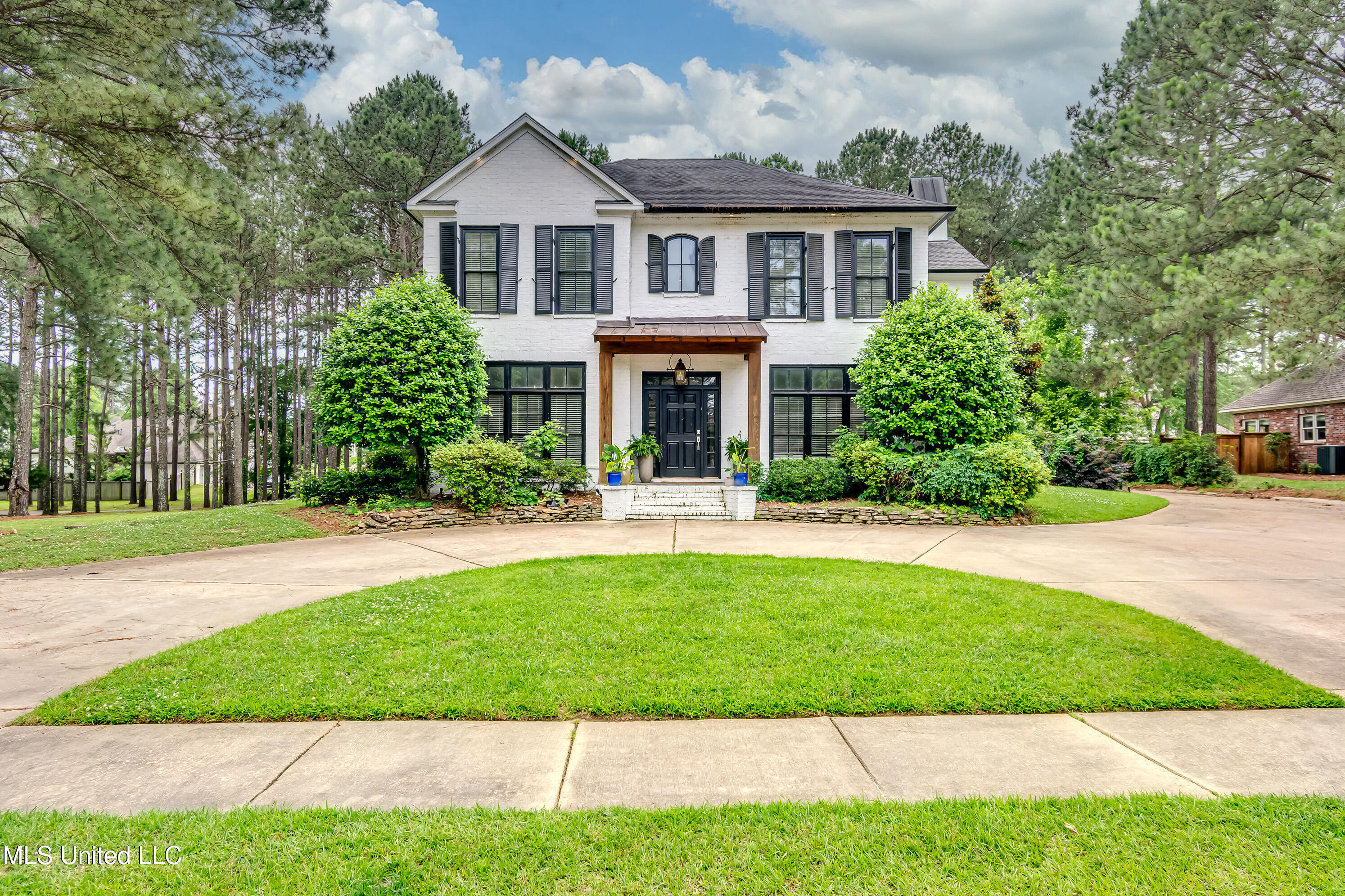 107 Chadwyck Court Property Photo 1
