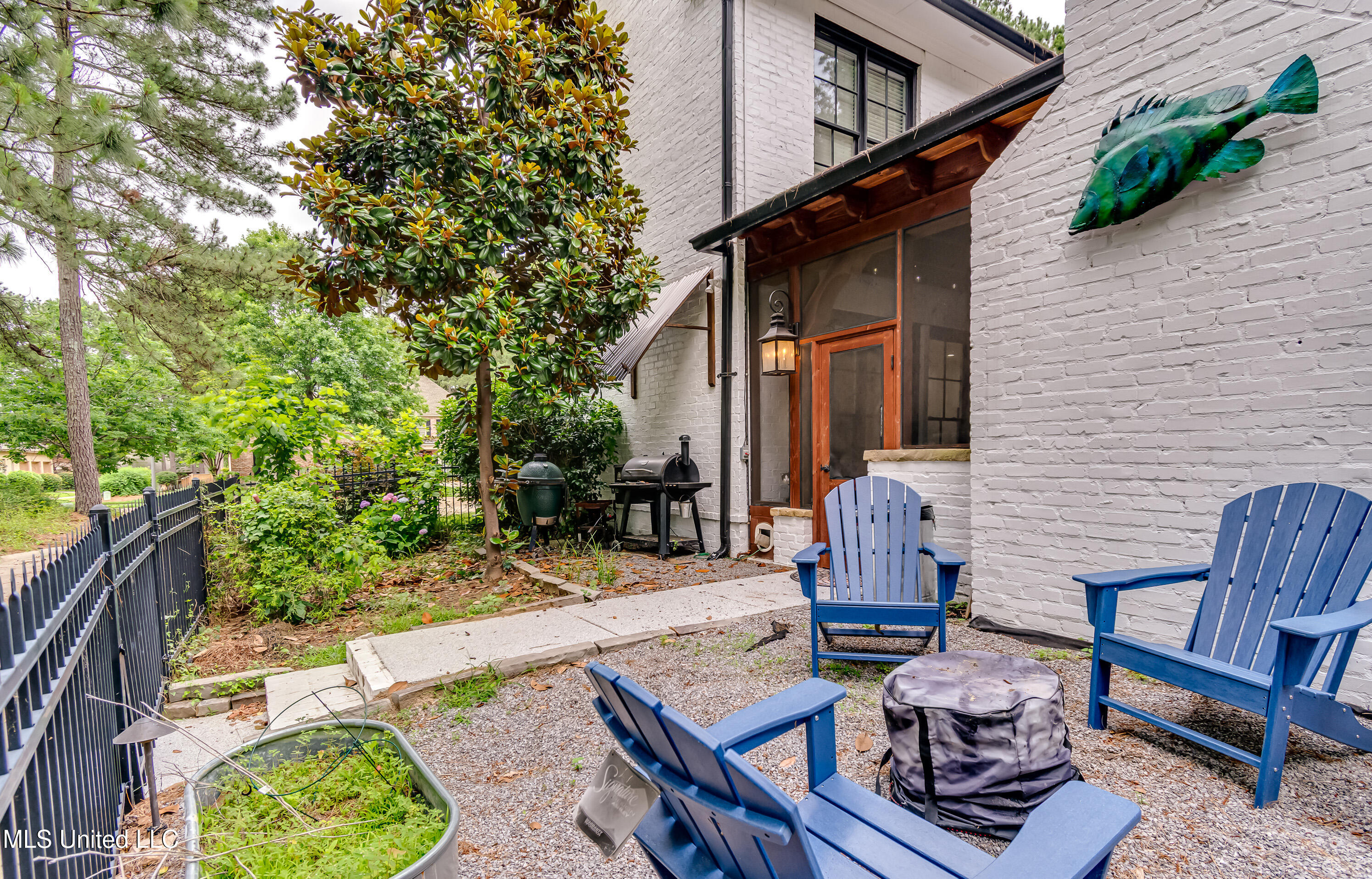 107 Chadwyck Court Property Photo 13
