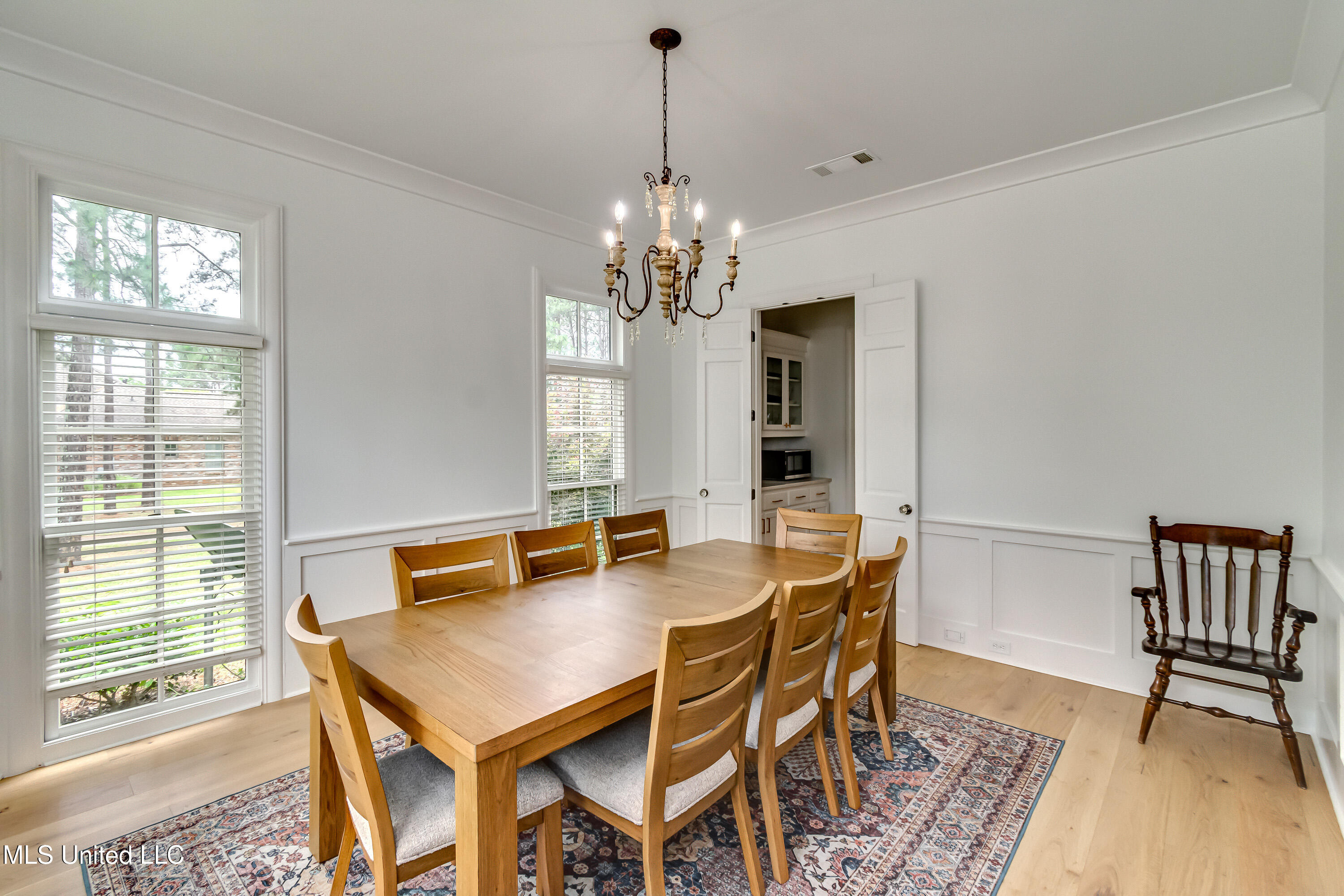 107 Chadwyck Court Property Photo 18