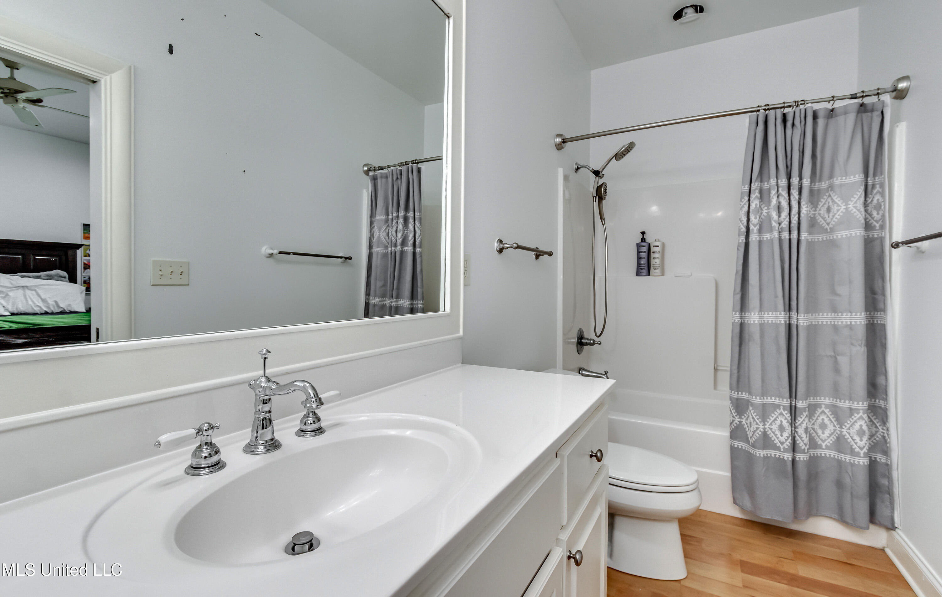 107 Chadwyck Court Property Photo 47