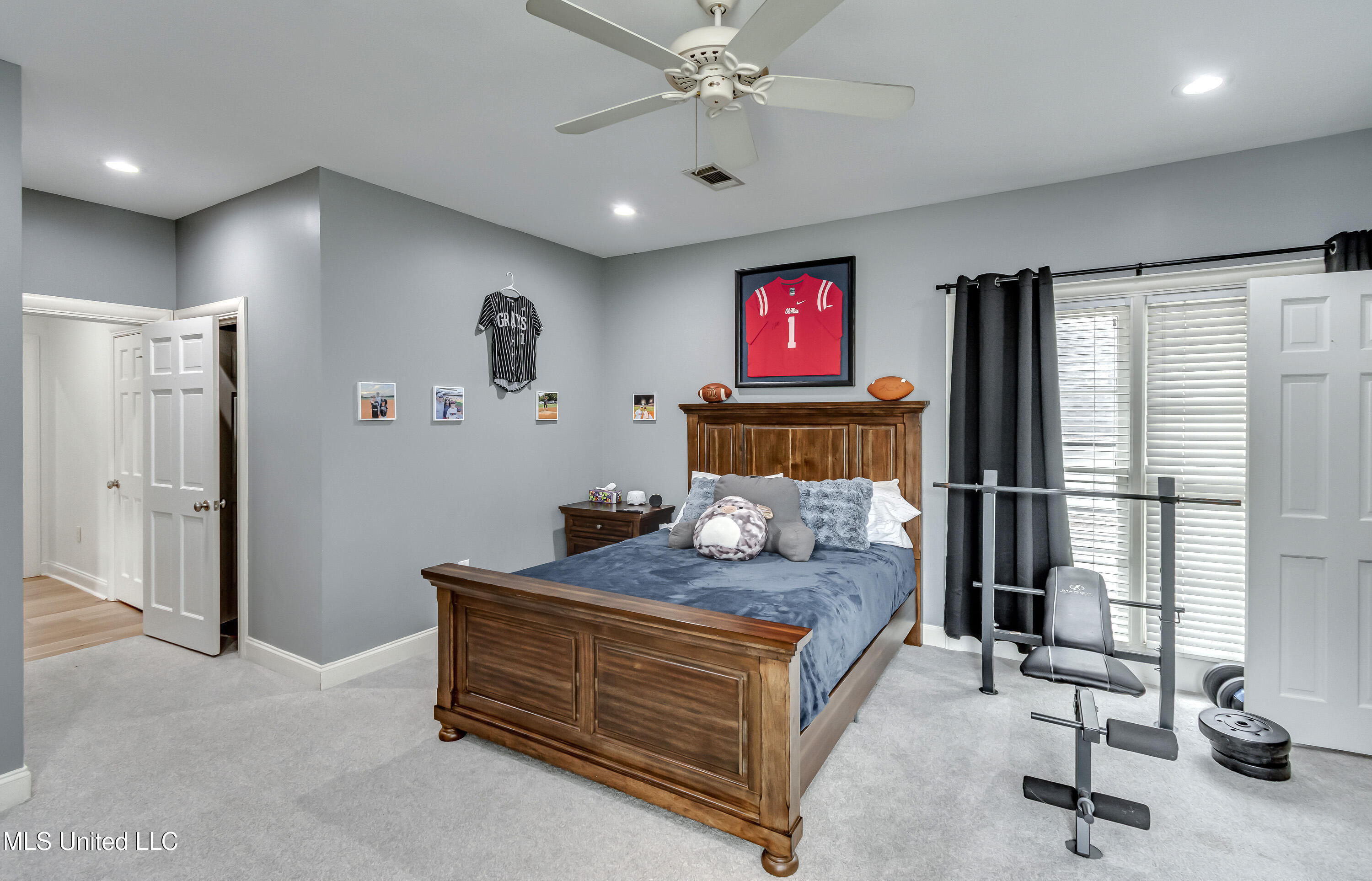 107 Chadwyck Court Property Photo 49