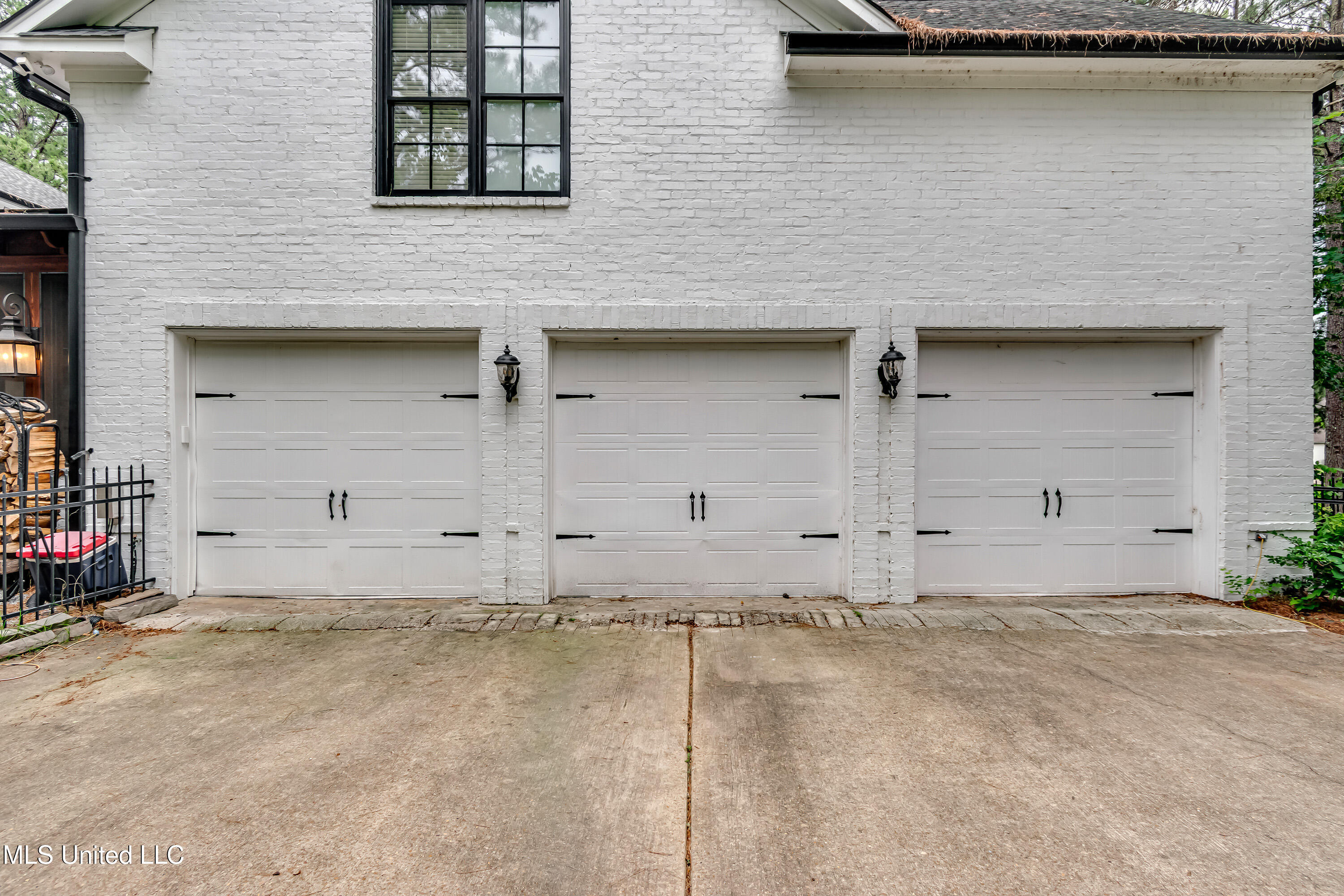 107 Chadwyck Court Property Photo 56