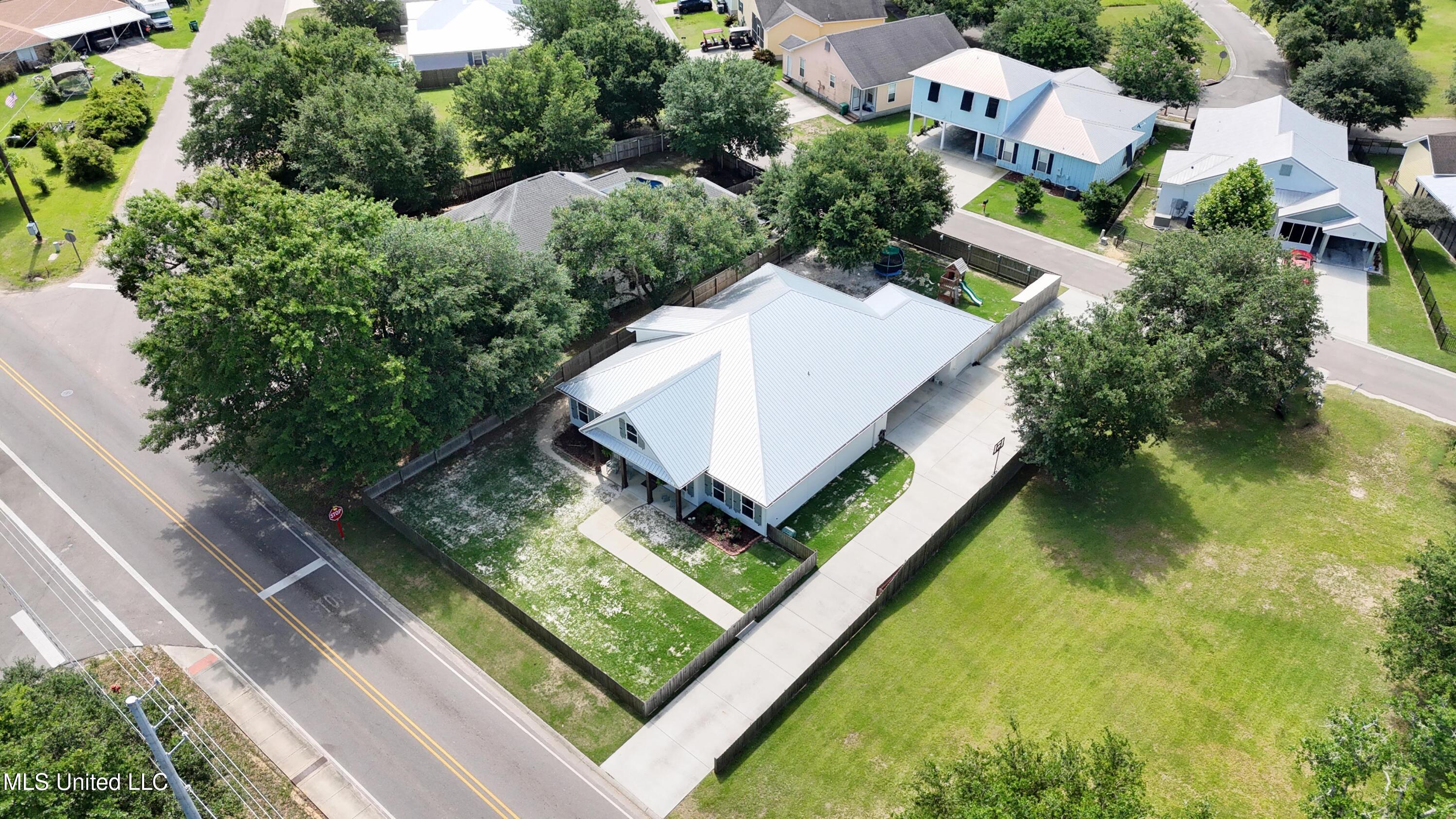 802 Old Spanish Trail Property Photo 31