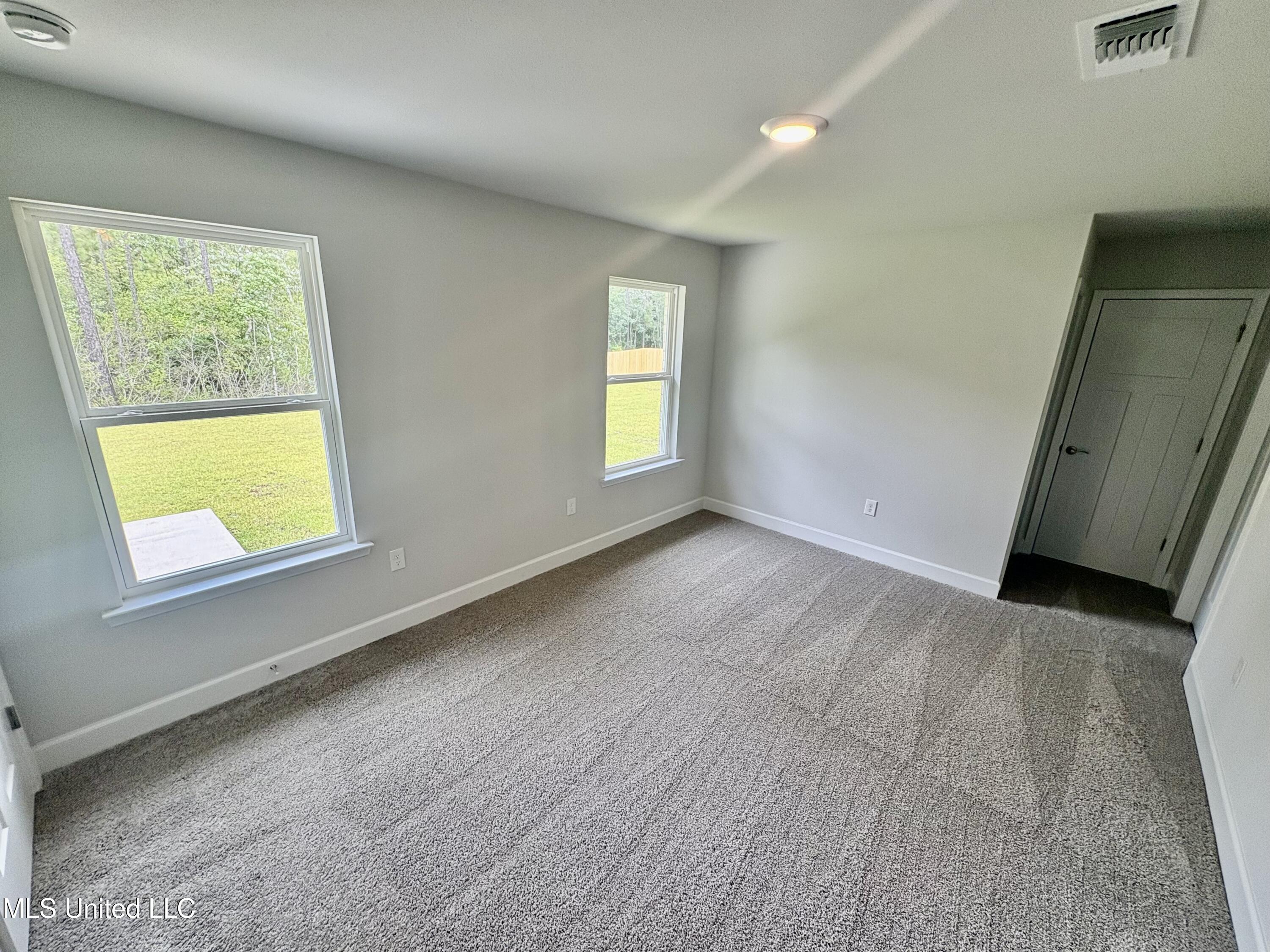 18051 Tiffany Renee Drive Property Photo 16