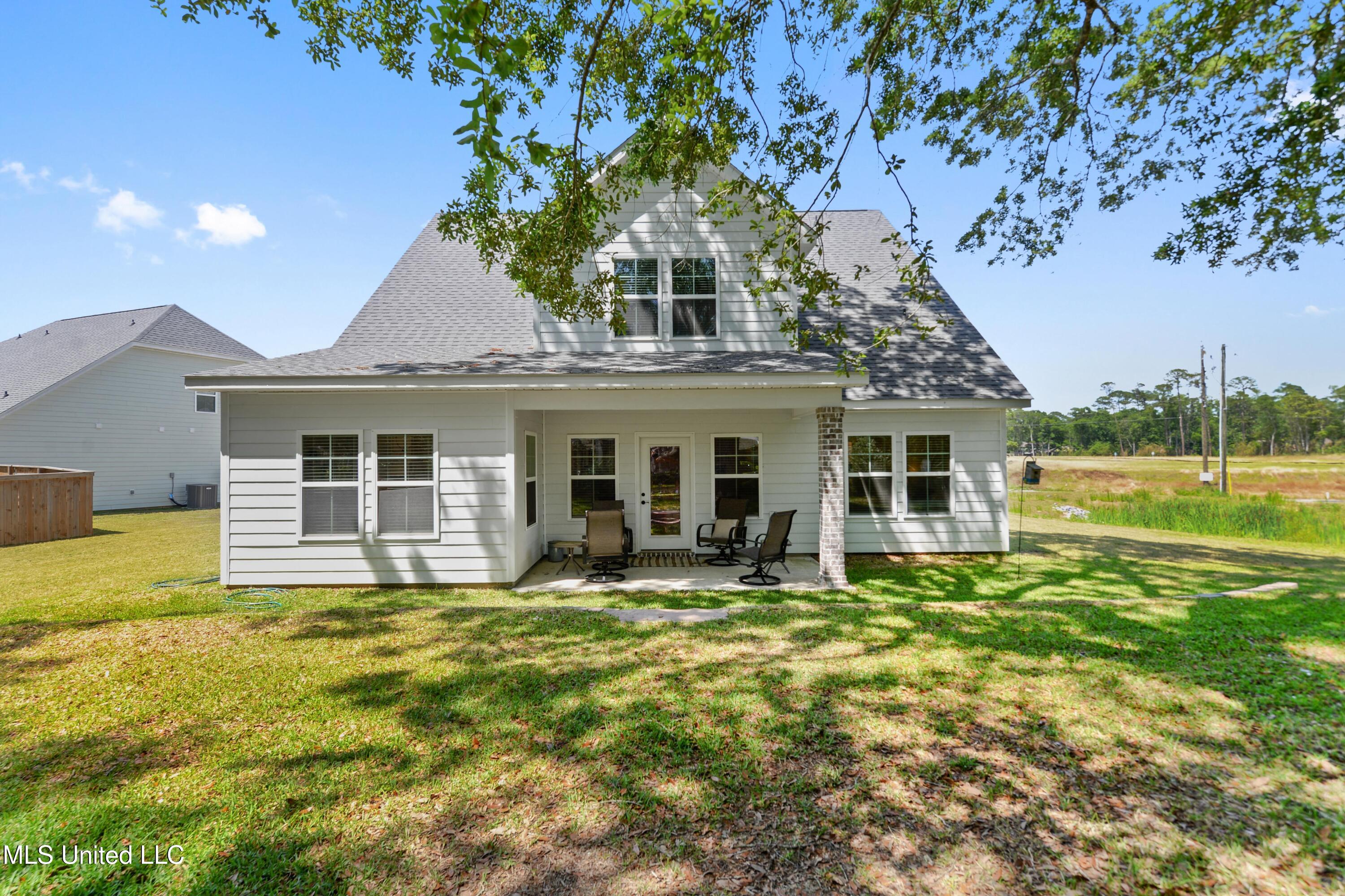 6705 Afton Cove Property Photo 2