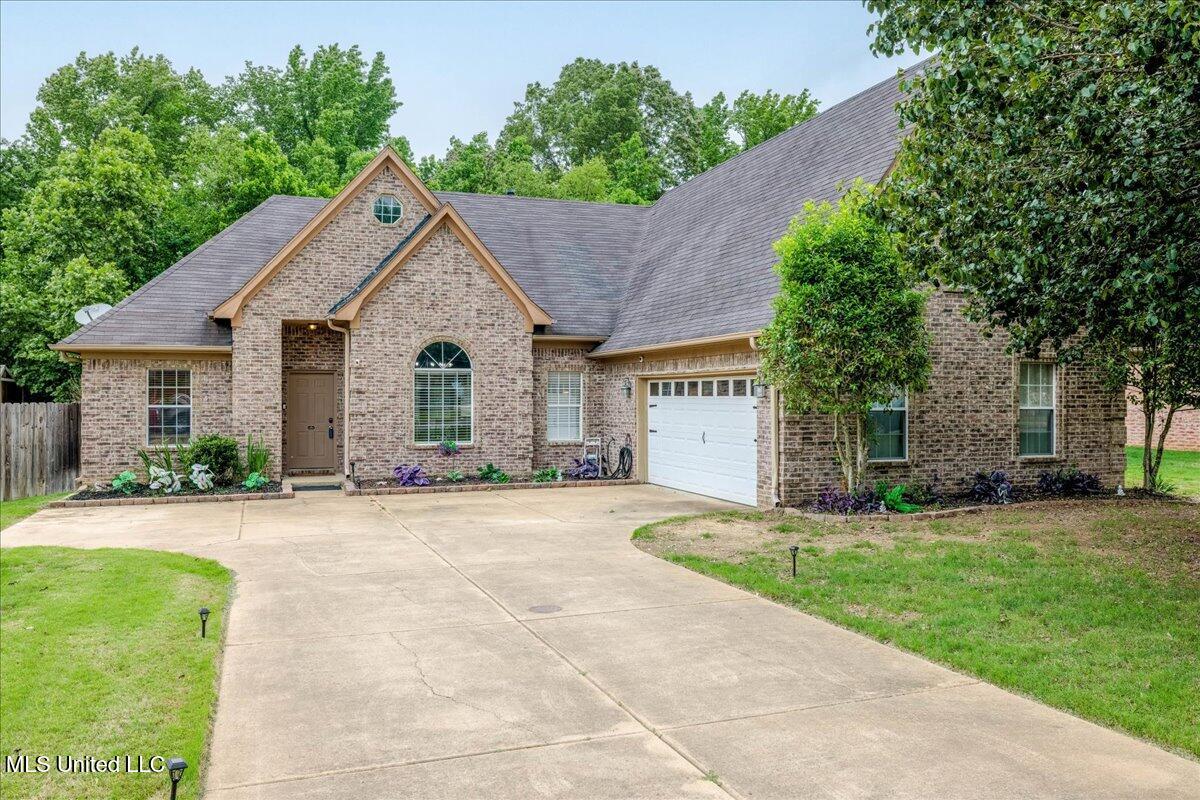 856 Keebler Drive Property Photo 1