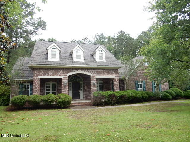 8 Auburn Lane Property Photo 1