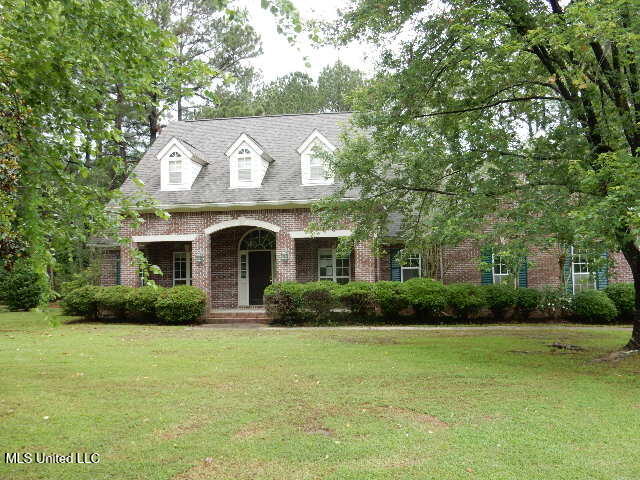 8 Auburn Lane Property Photo 2