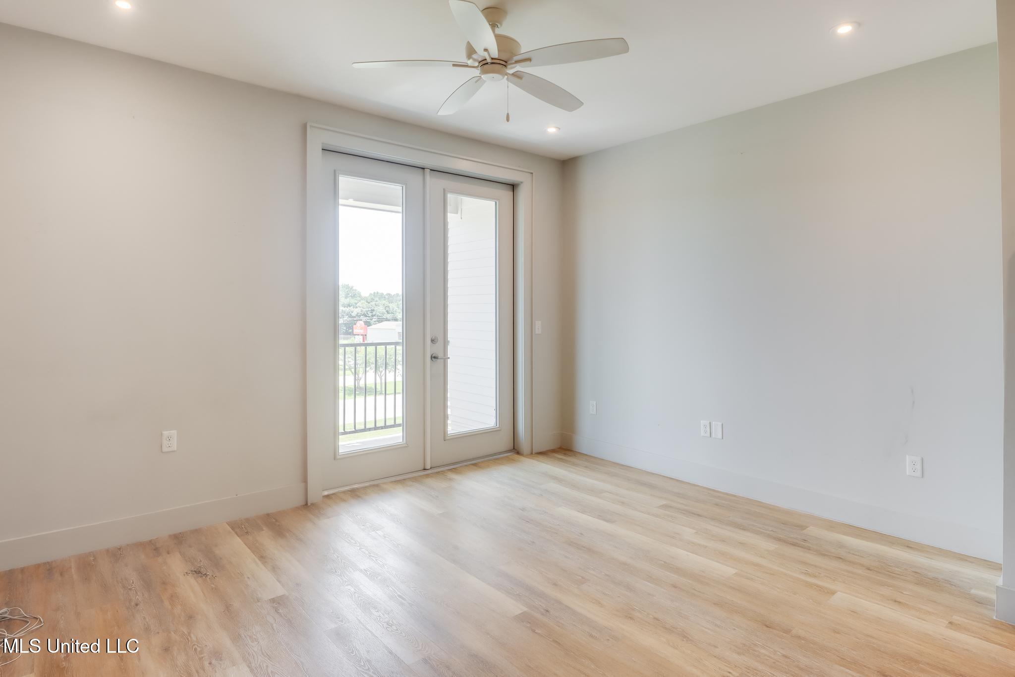 2501 Bienville Boulevard Property Photo 5