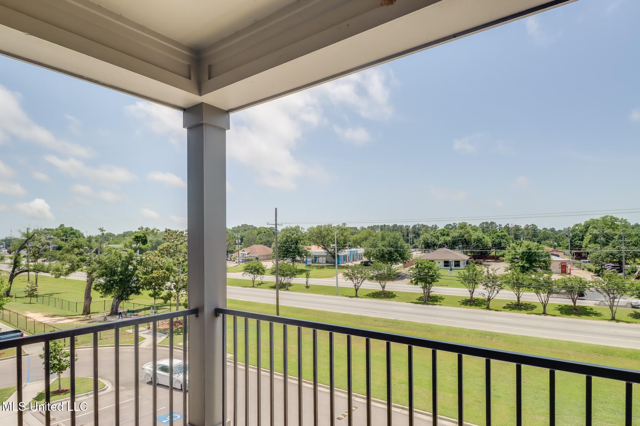 2501 Bienville Boulevard Property Photo 8