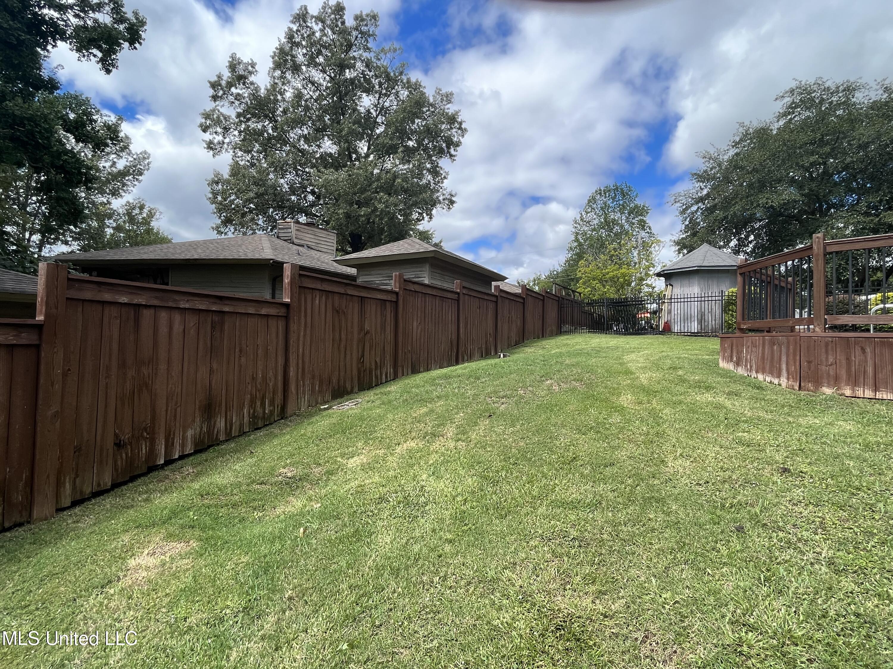 115 Lakeland Drive Property Photo 23