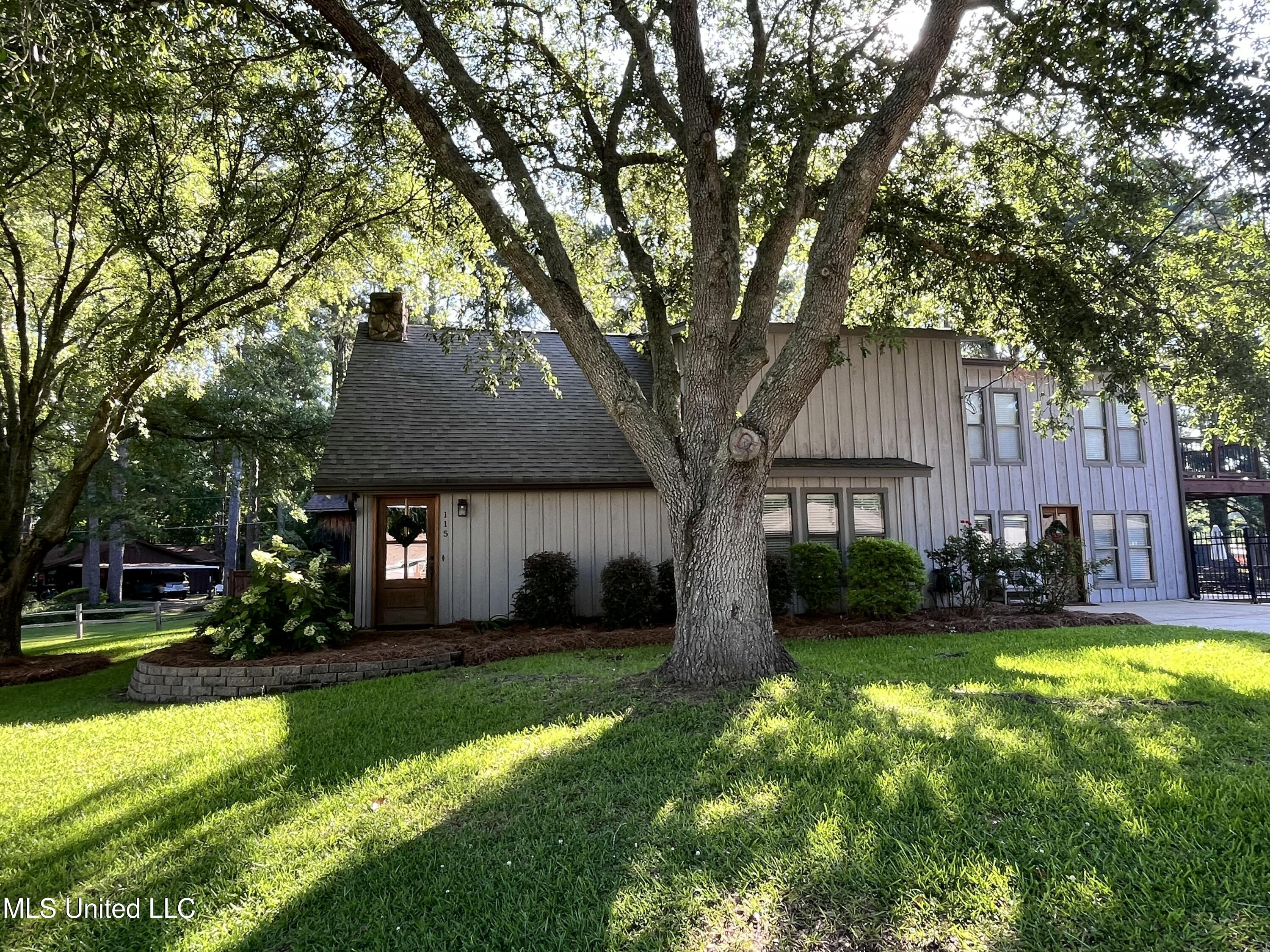 115 Lakeland Drive Property Photo 88