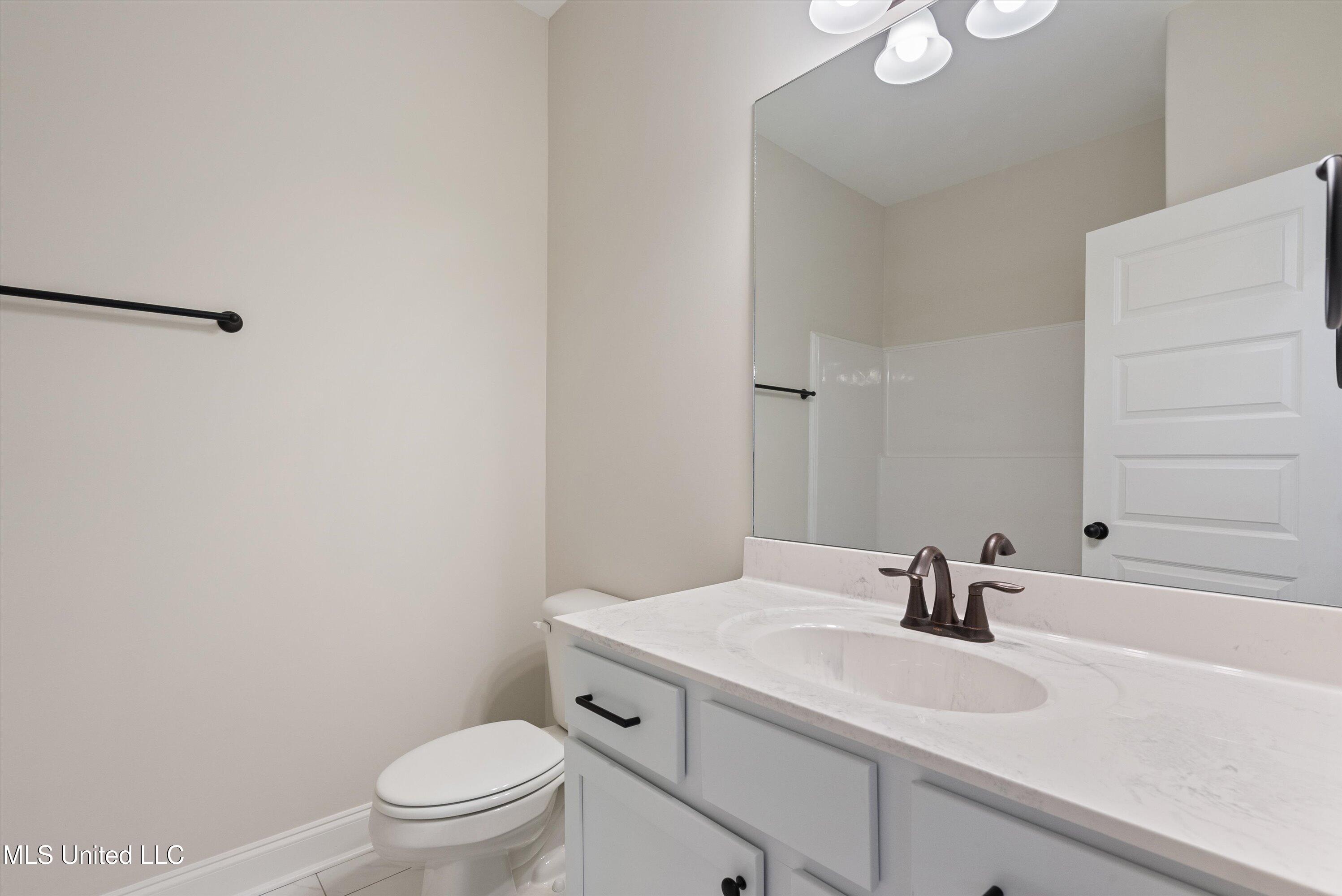 915 Collie Drive Property Photo 17