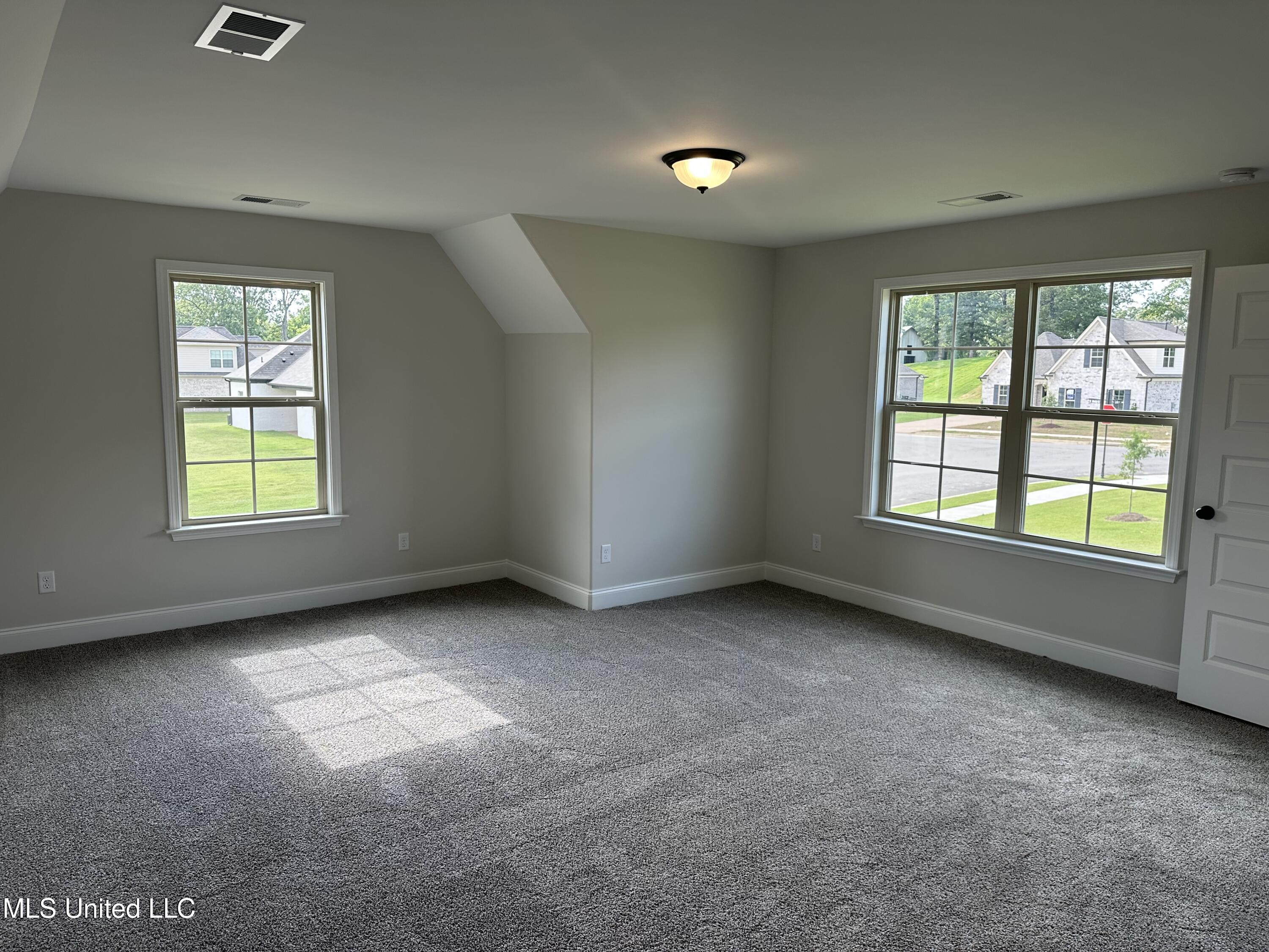 885 Collie Drive Property Photo 21