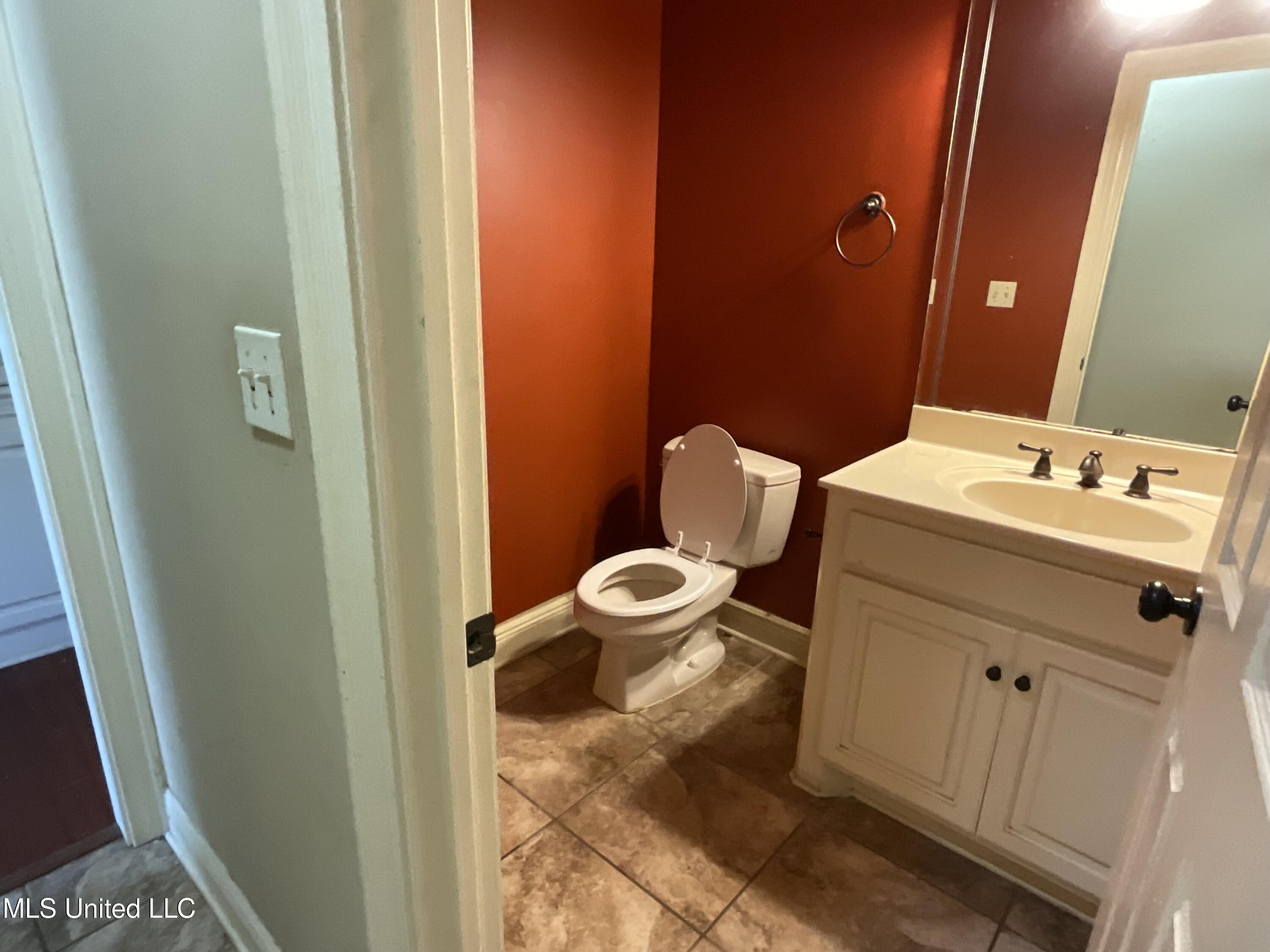 221 Pearlie Owens Drive Property Photo 6
