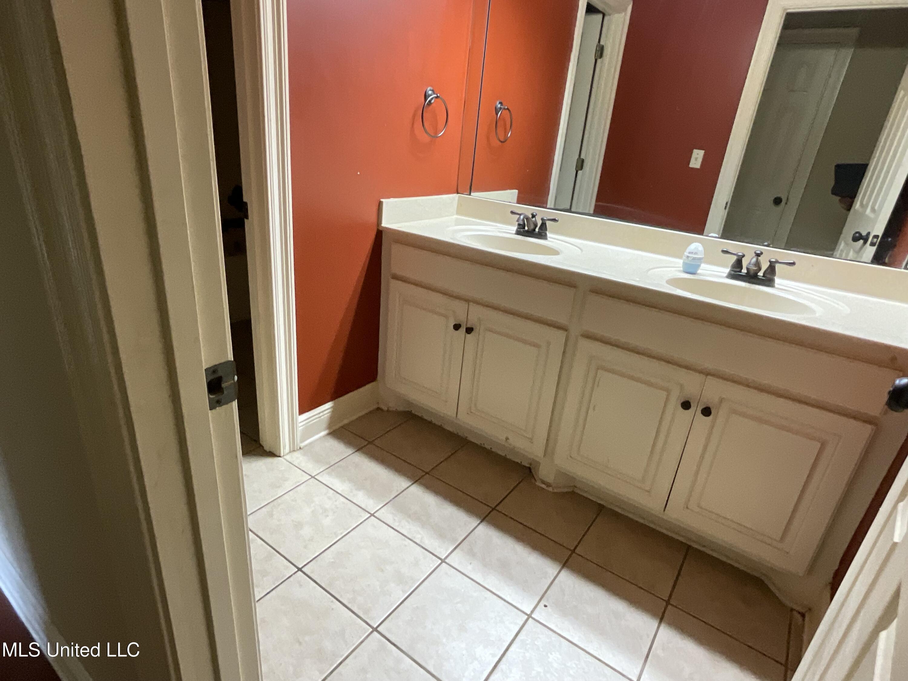 221 Pearlie Owens Drive Property Photo 7