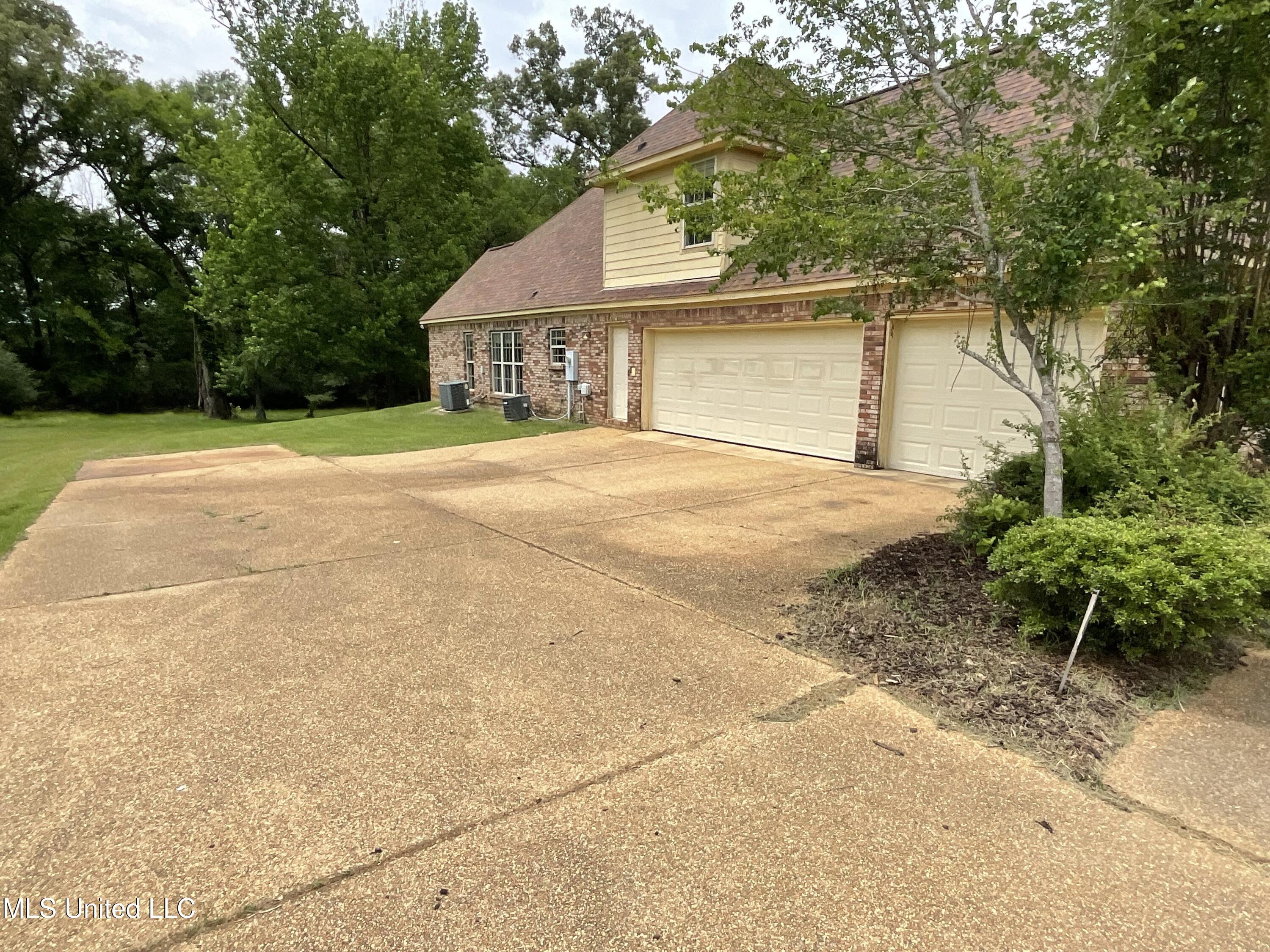 221 Pearlie Owens Drive Property Photo 20