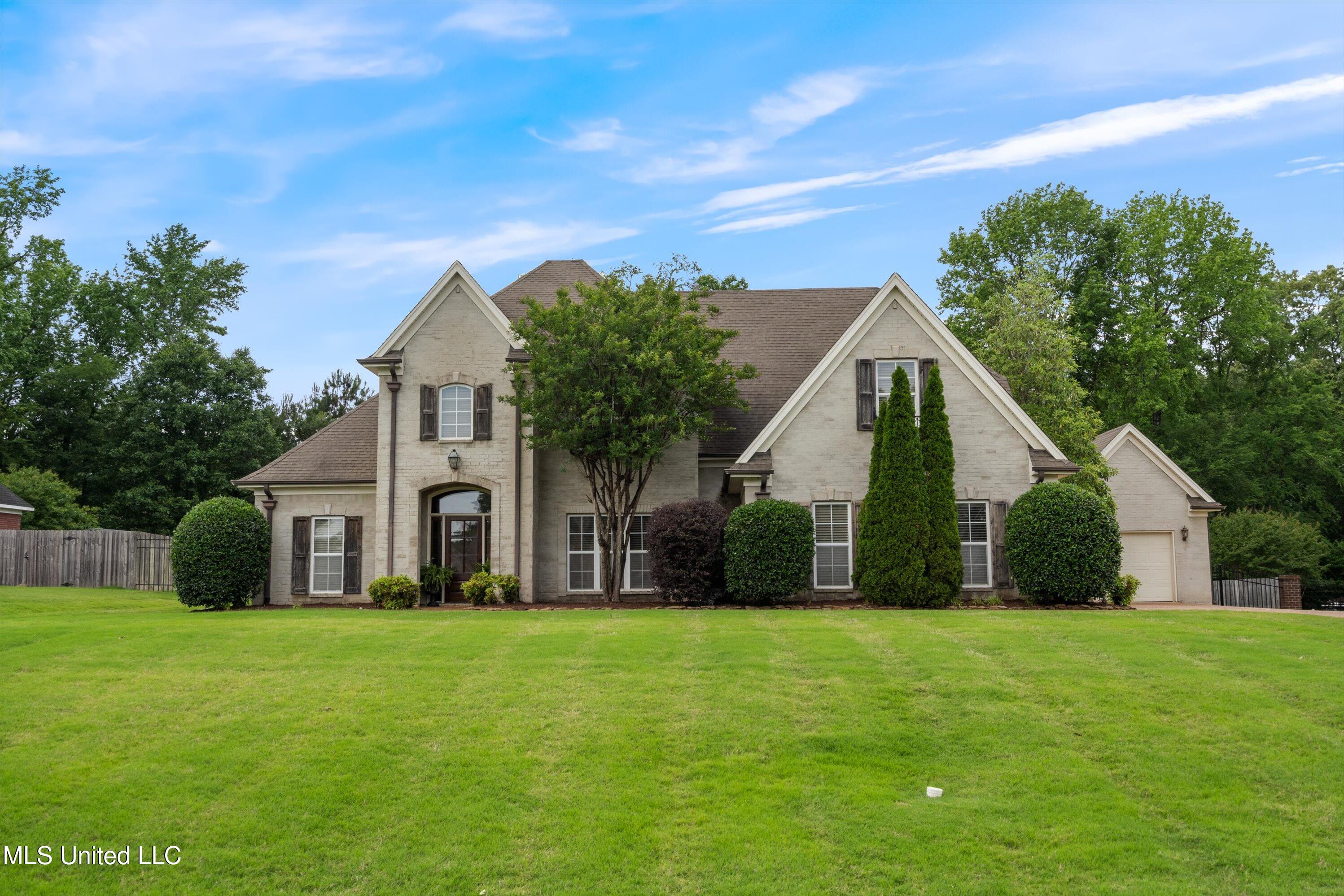 4293 Trumpington Cove Property Photo 1