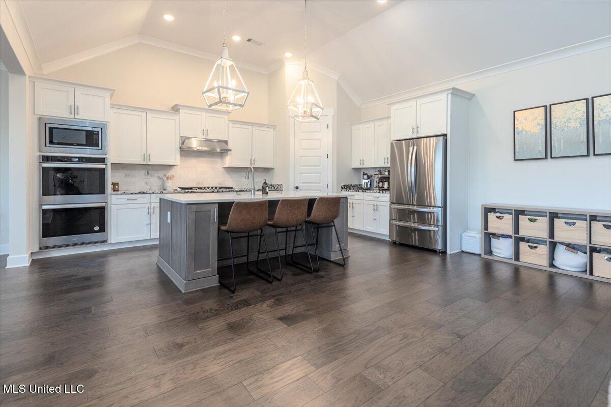 13604 Live Oak Loop Property Photo 8
