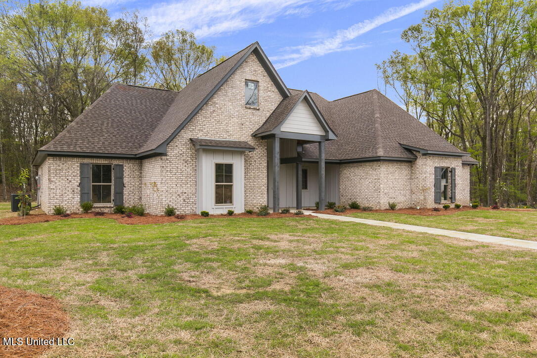 115 Grayson Way Property Photo 1