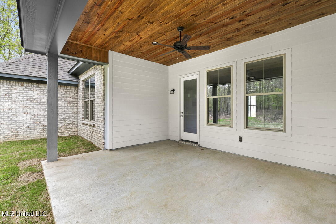 115 Grayson Way Property Photo 53