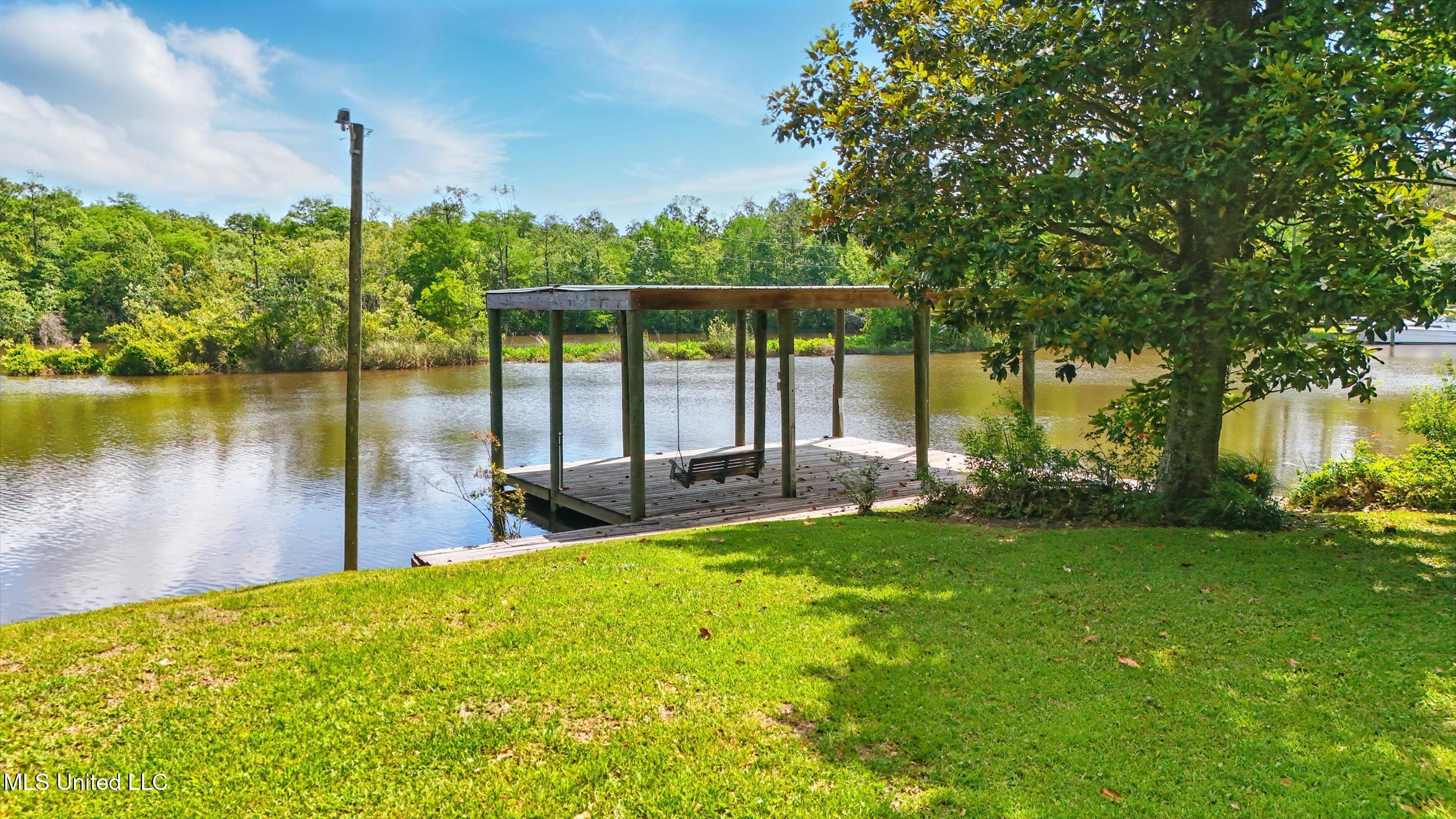 10264 Riverroad Drive Property Photo 35