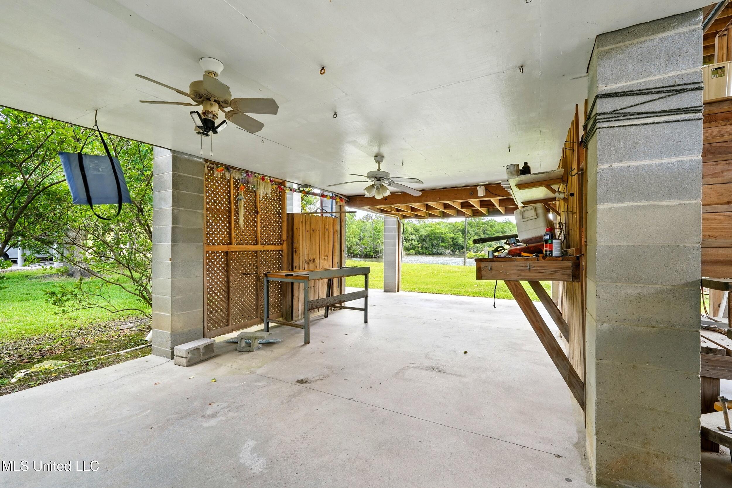 10264 Riverroad Drive Property Photo 37