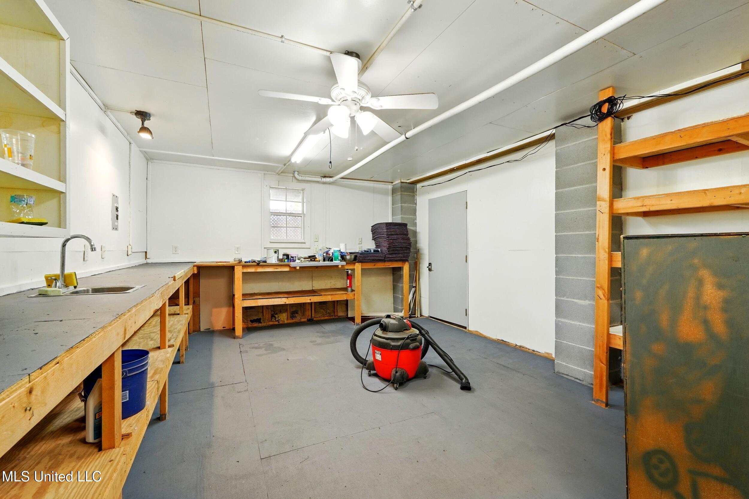 10264 Riverroad Drive Property Photo 42