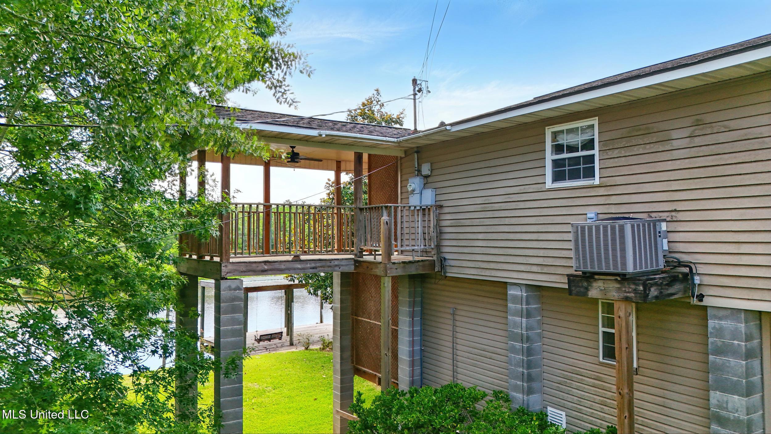 10264 Riverroad Drive Property Photo 47