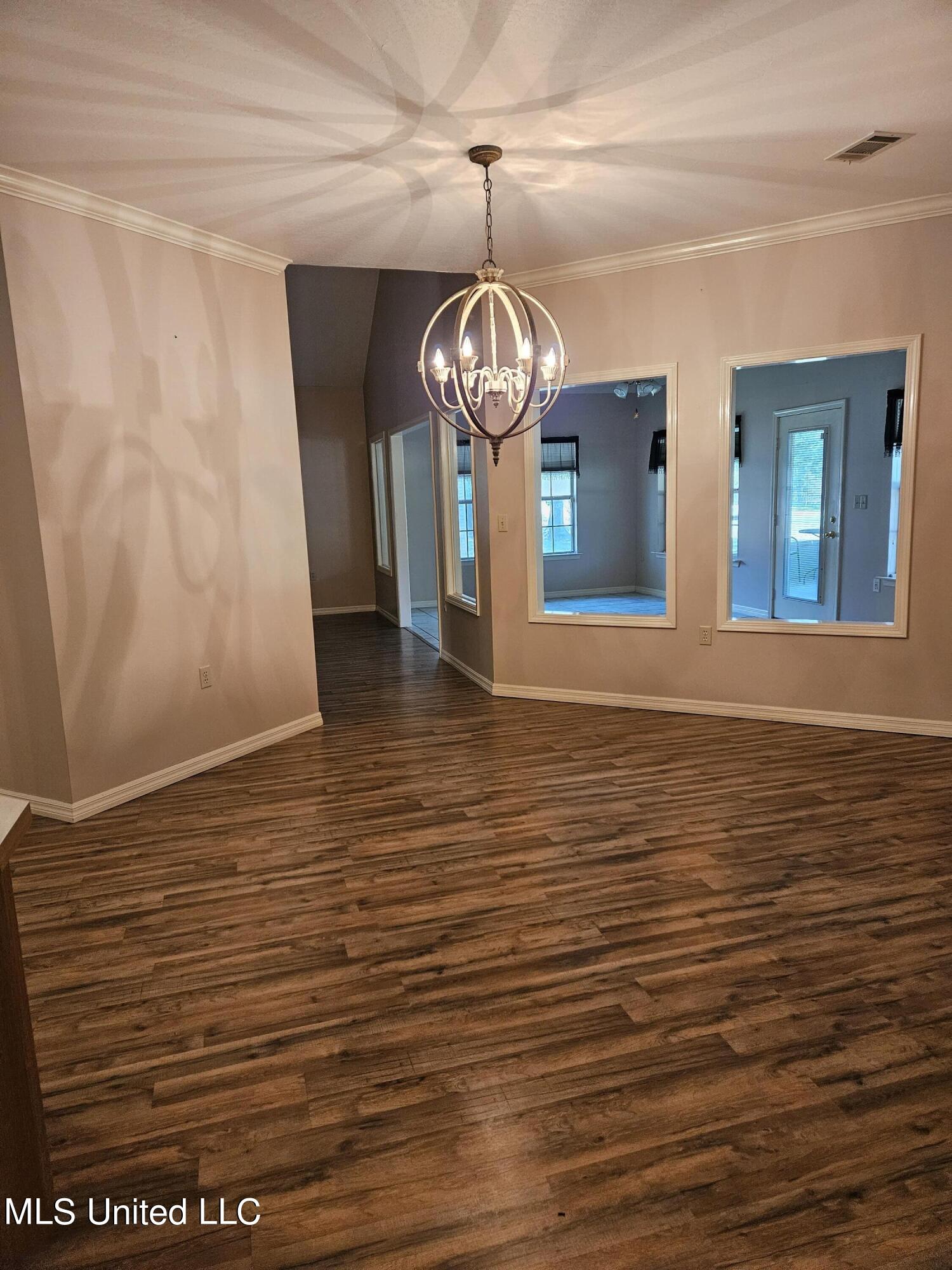 74607 N Diamondhead Drive Property Photo 6
