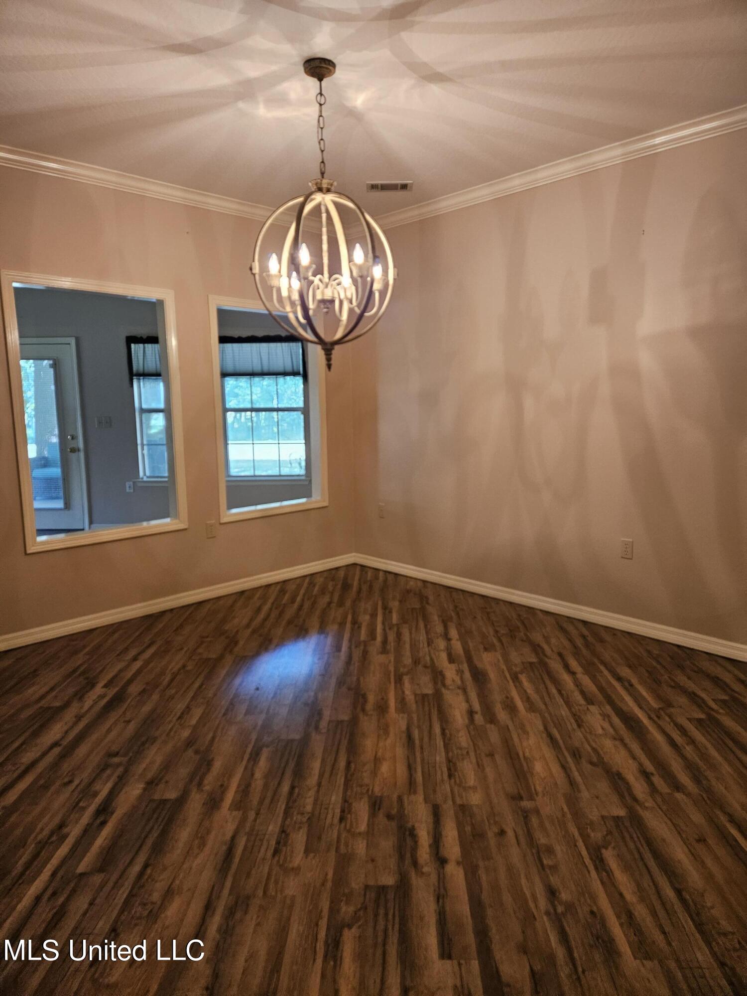 74607 N Diamondhead Drive Property Photo 8