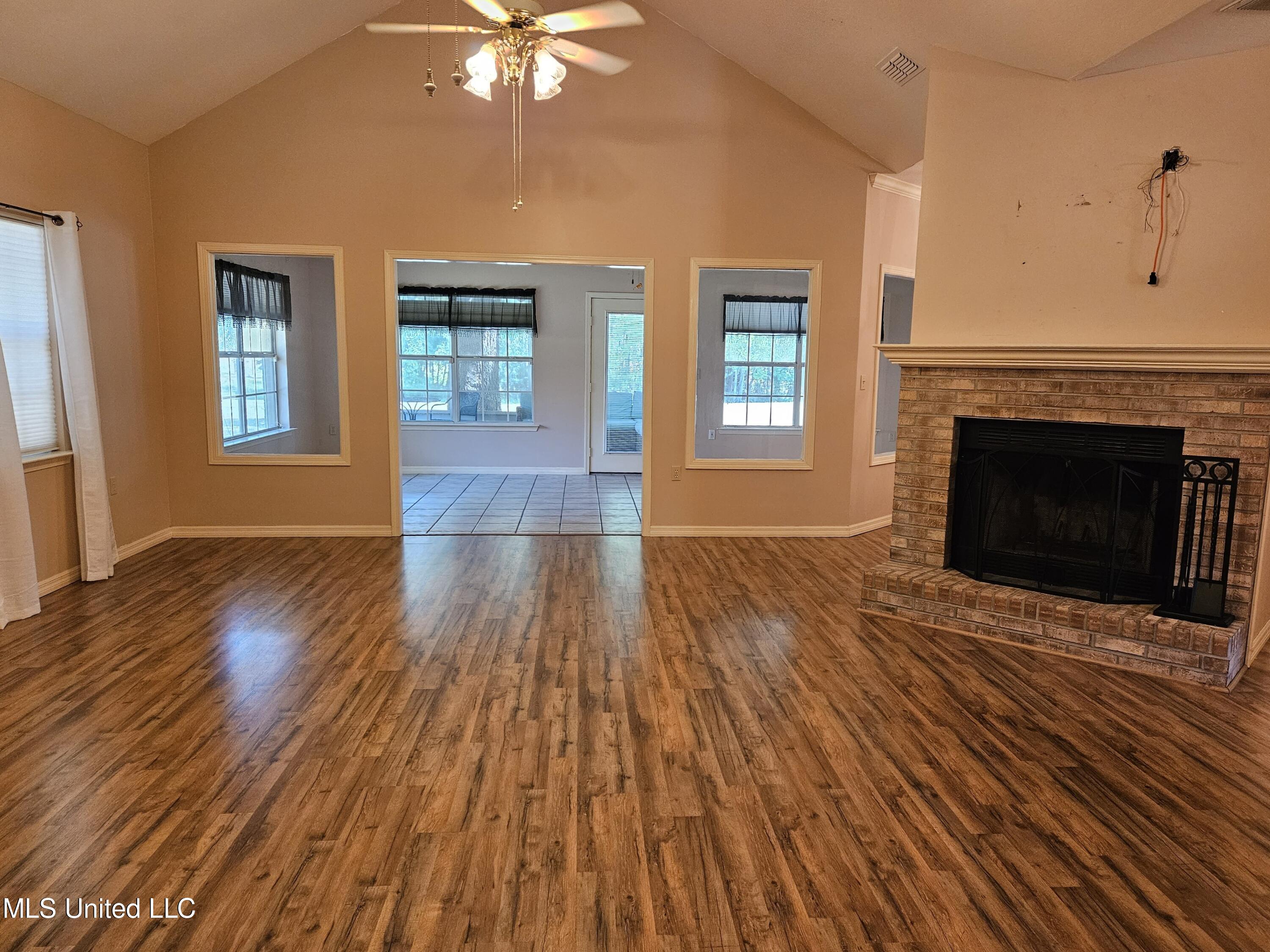 74607 N Diamondhead Drive Property Photo 11