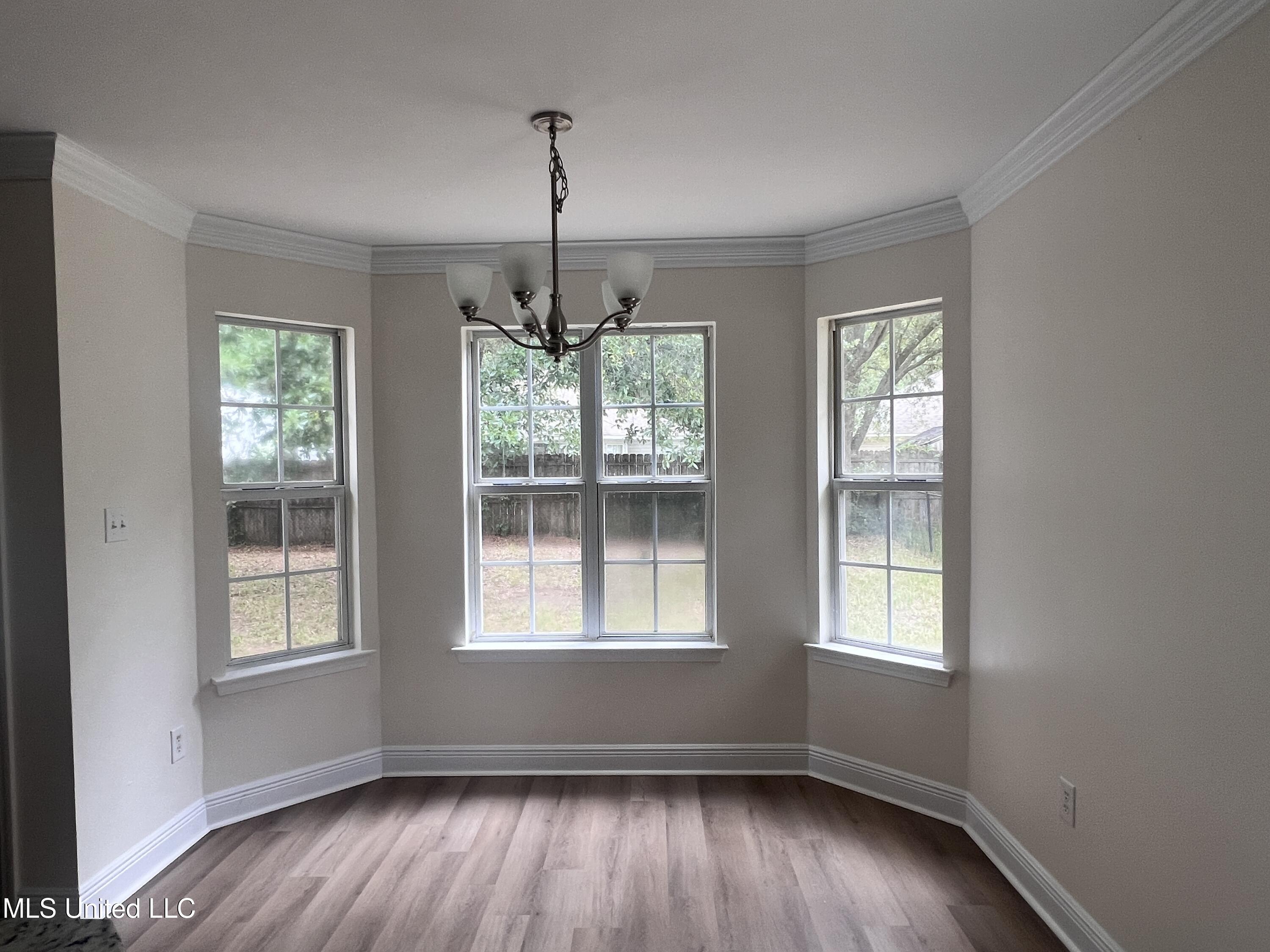 1620 Porpoise Street Property Photo 11