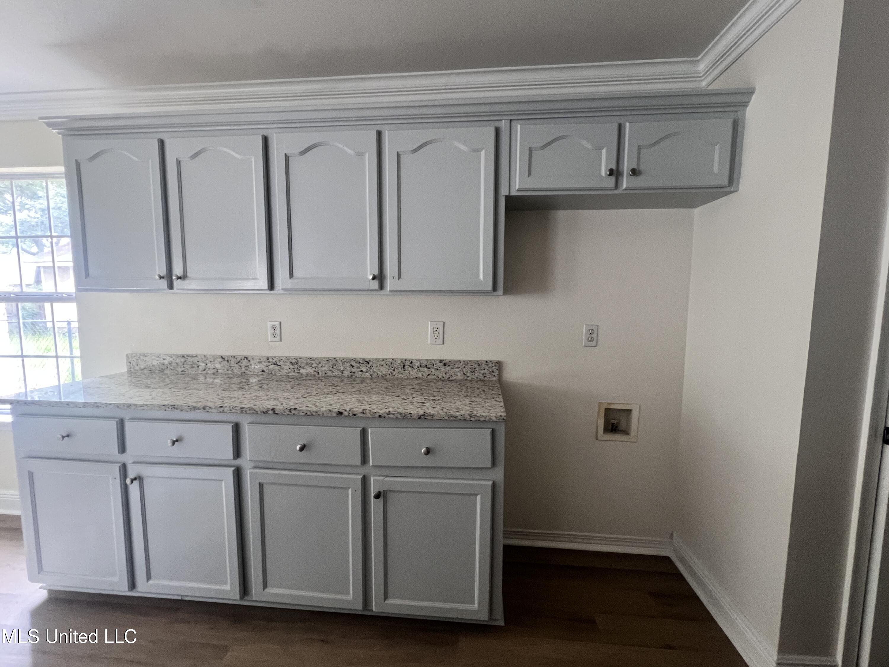 1620 Porpoise Street Property Photo 12