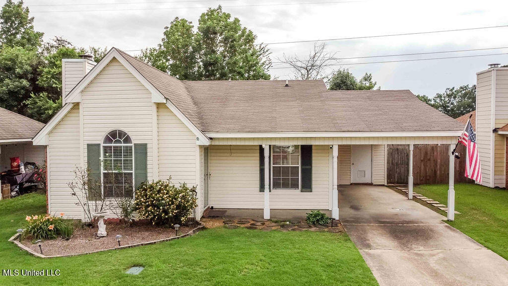 135 Eagle Drive Property Photo 1