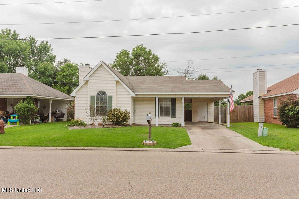 135 Eagle Drive Property Photo 3