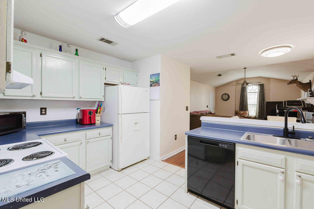135 Eagle Drive Property Photo 8