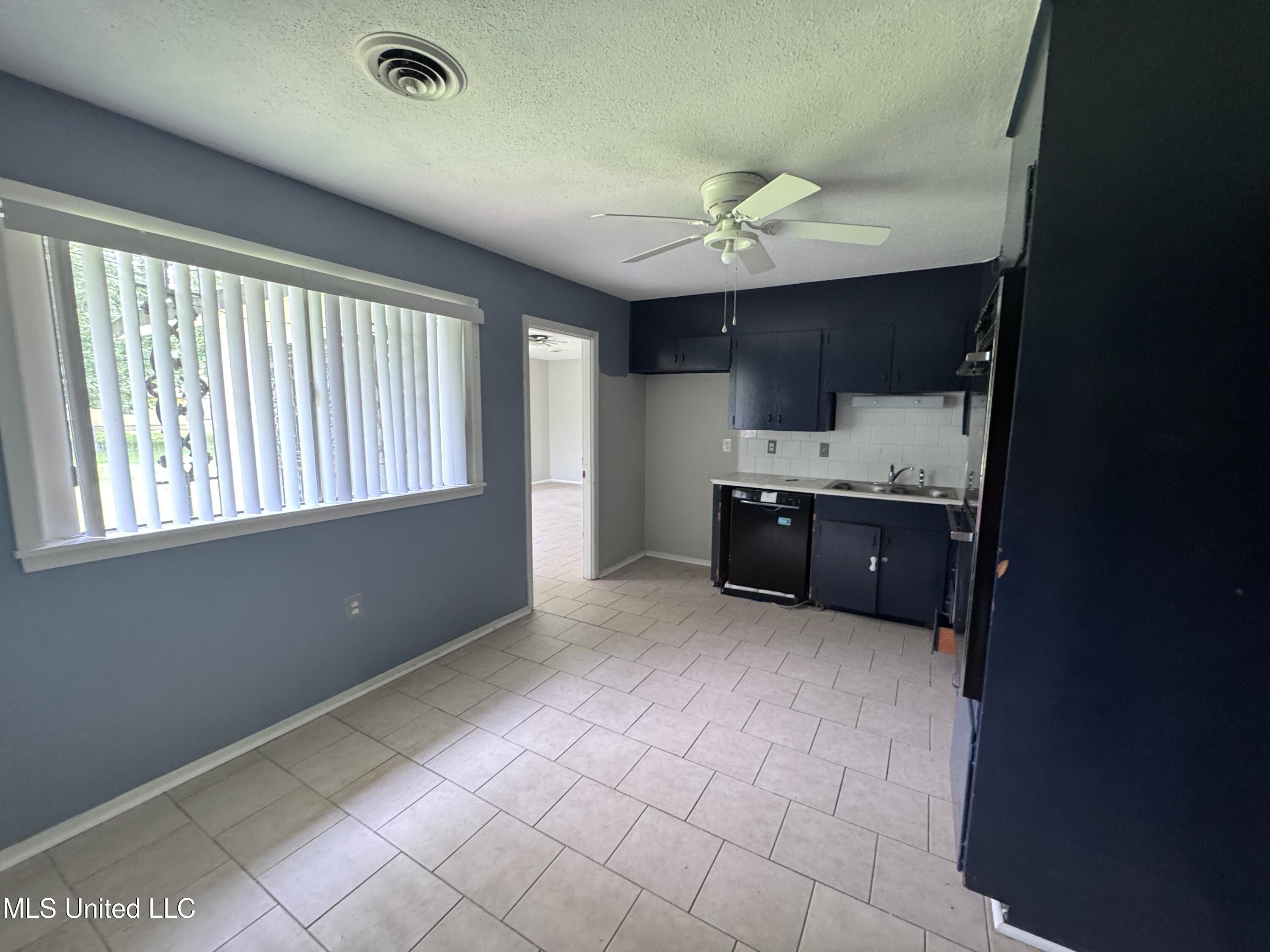 3327 Casa Grande Circle Property Photo 4