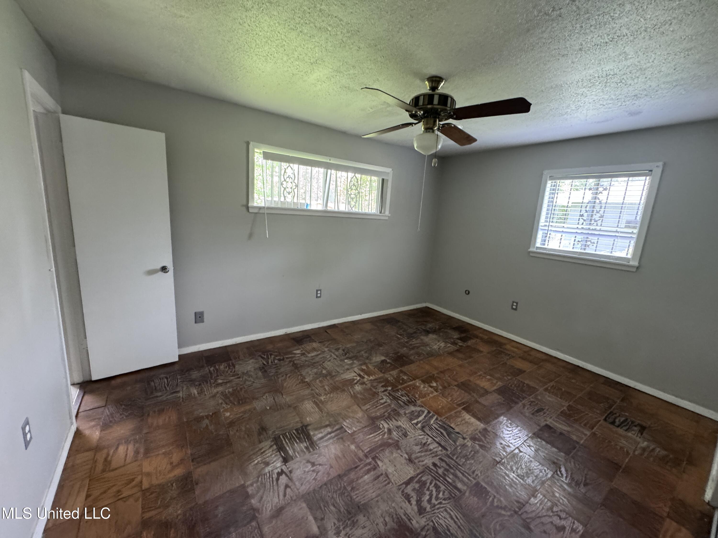 3327 Casa Grande Circle Property Photo 13