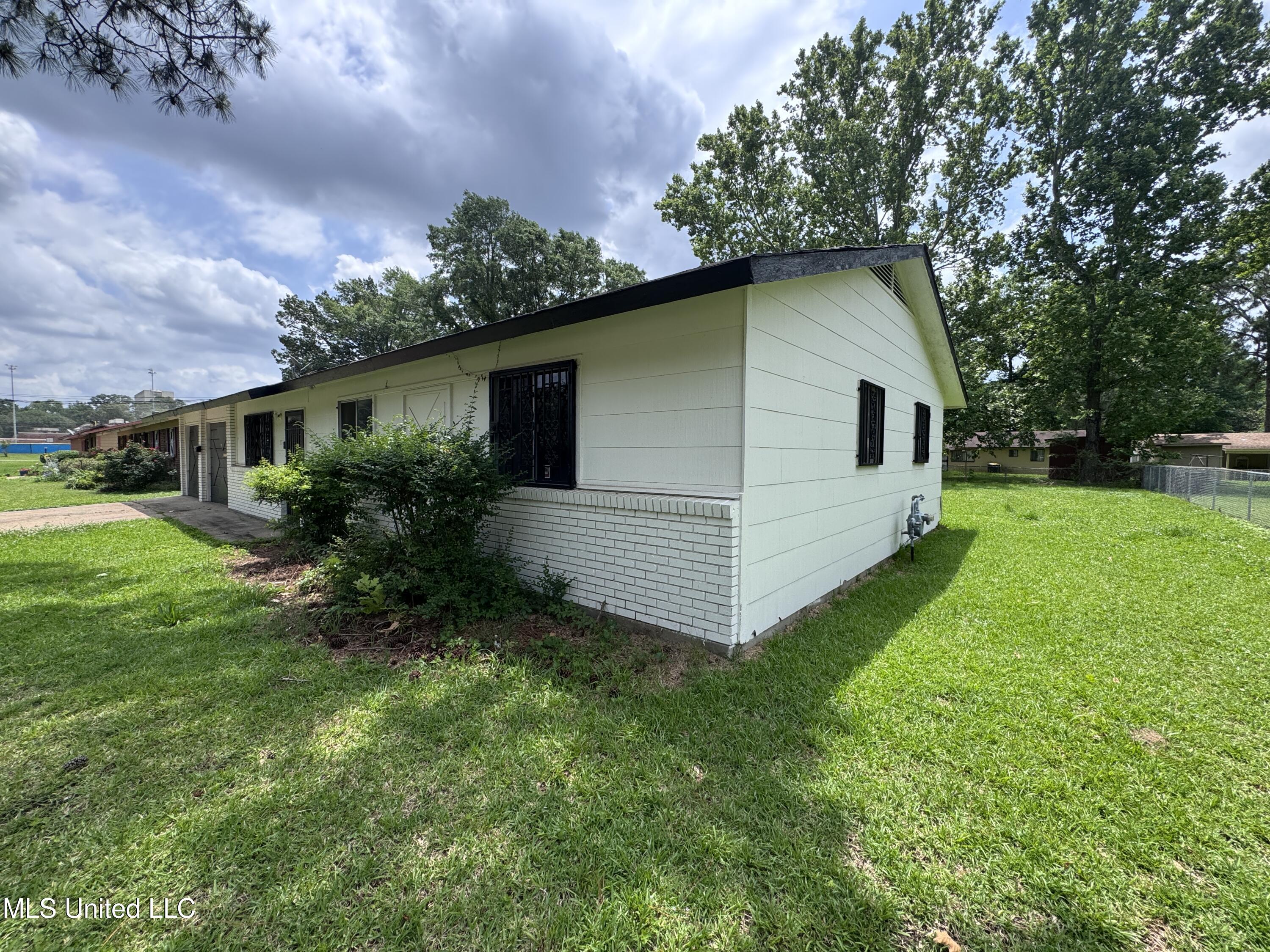 3327 Casa Grande Circle Property Photo 15